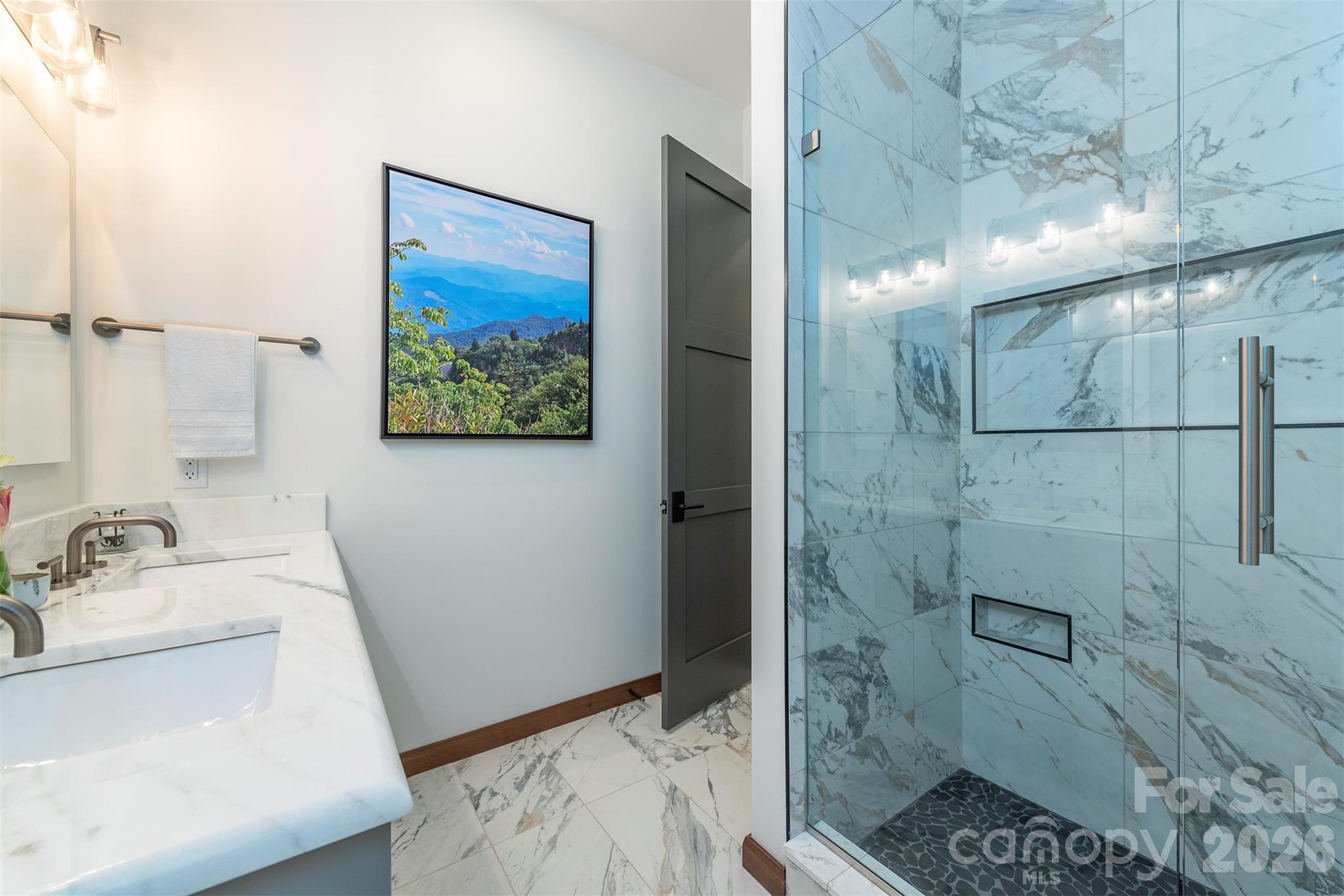 Ensuite for the lower level bathroom - 158 Riverbend Forest Drive, Asheville