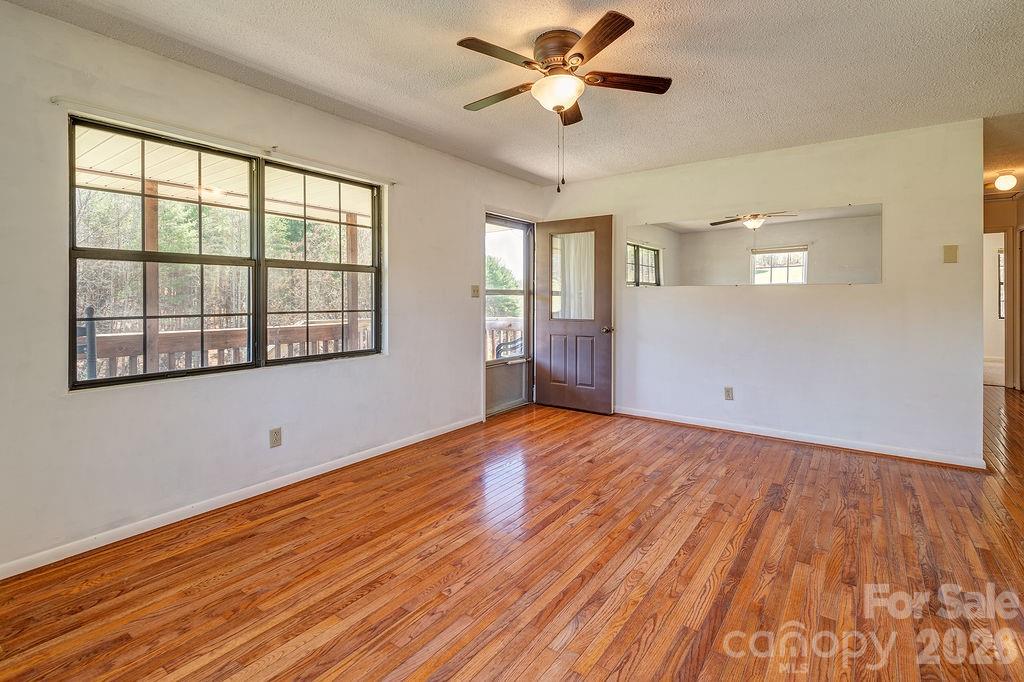Single Family Residence at 216 Pickens Road, Weaverville, photo 7 of 31