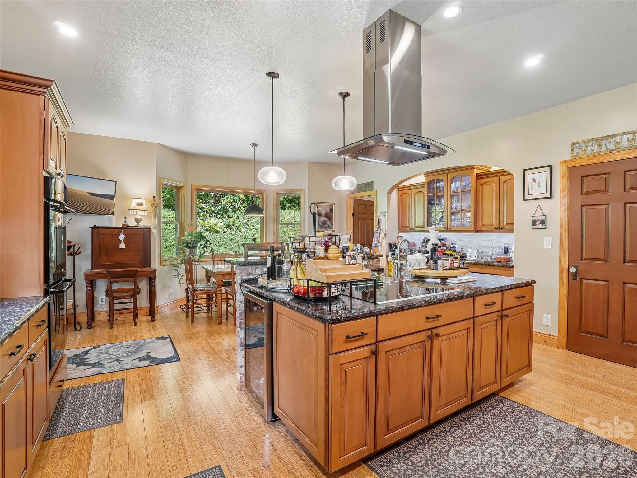 Single Family Residence at 300 Pinnacle Peak Lane, Flat Rock, photo 13 of 40