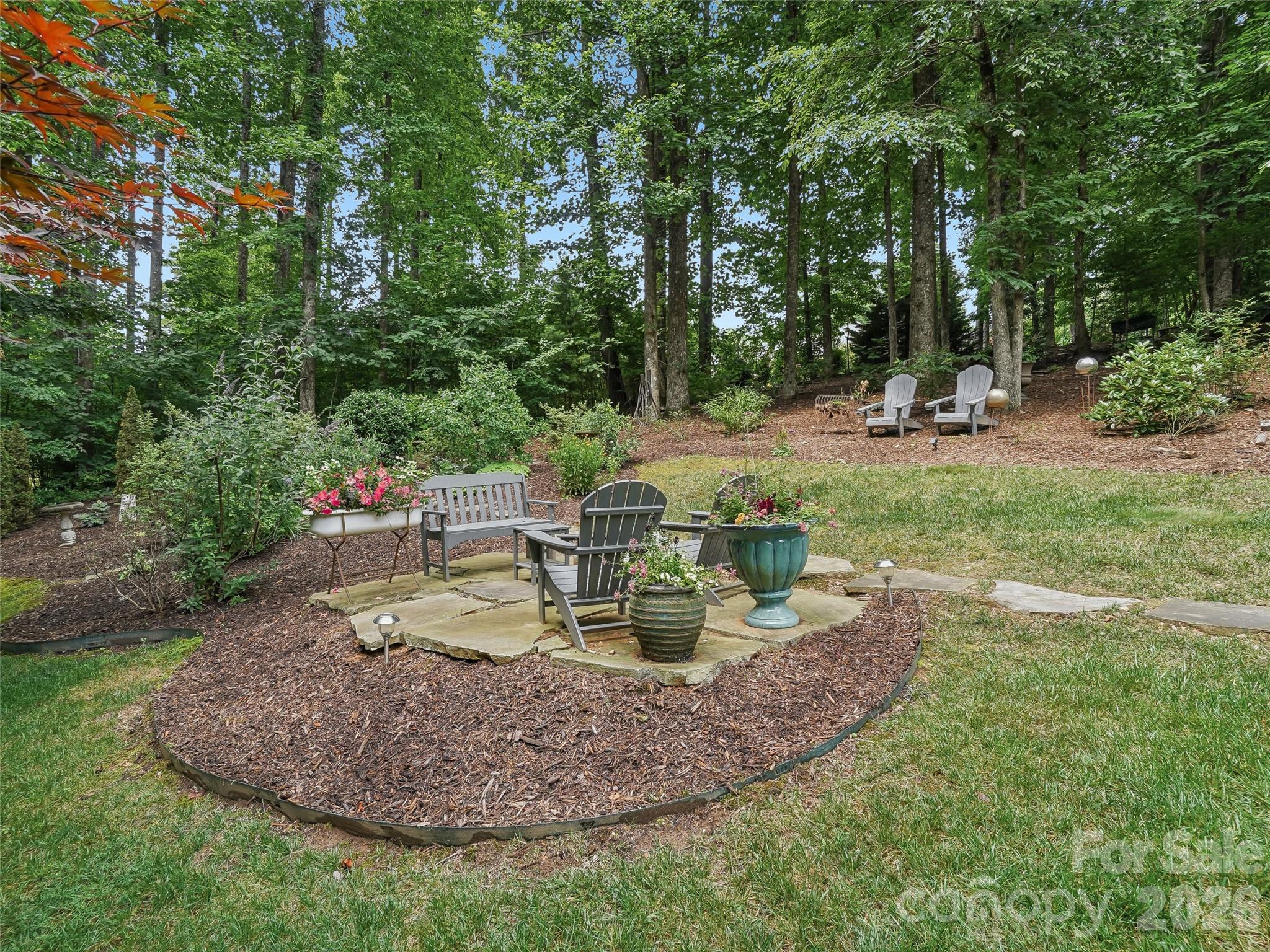 Single Family Residence at 300 Pinnacle Peak Lane, Flat Rock, photo 39 of 40