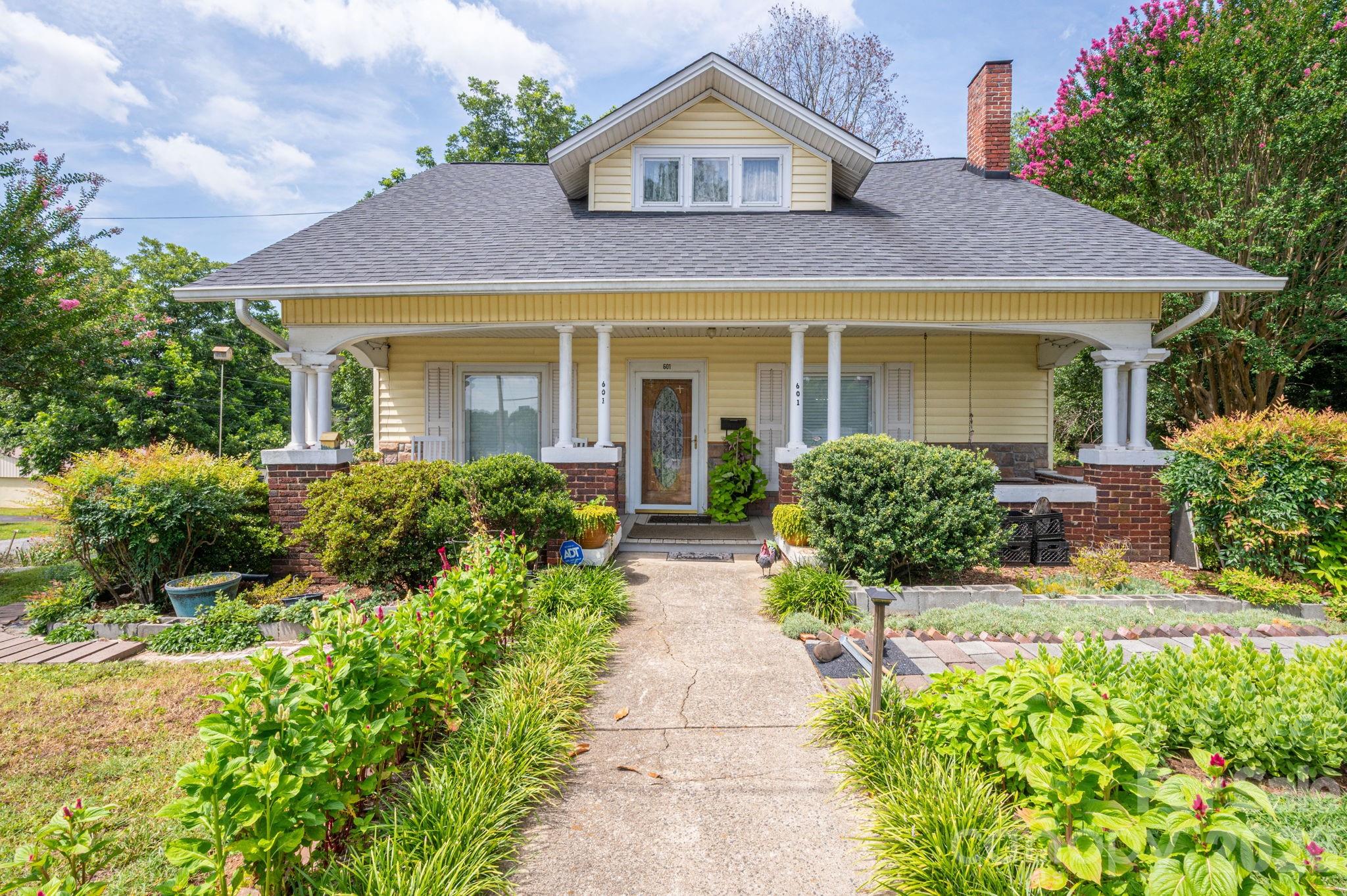 601 Forney Avenue