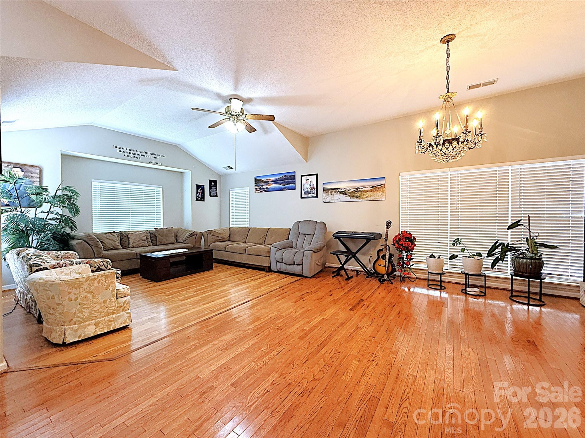 Single Family Residence at 13636 Portpatrick Lane, Matthews, photo 2 of 32