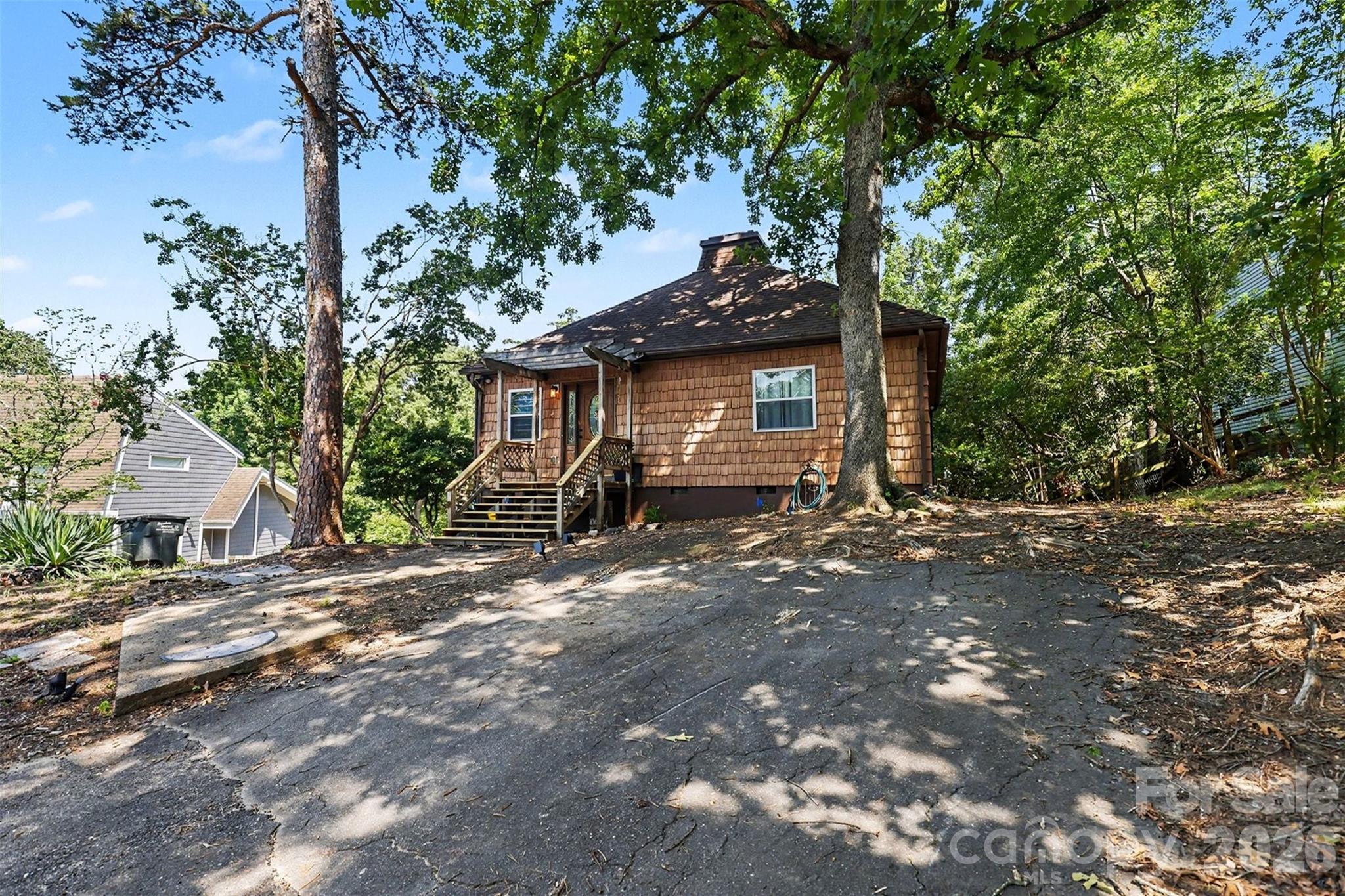 Single Family Residence at 16033 Samoa Court, Fort Mill, photo 13 of 41