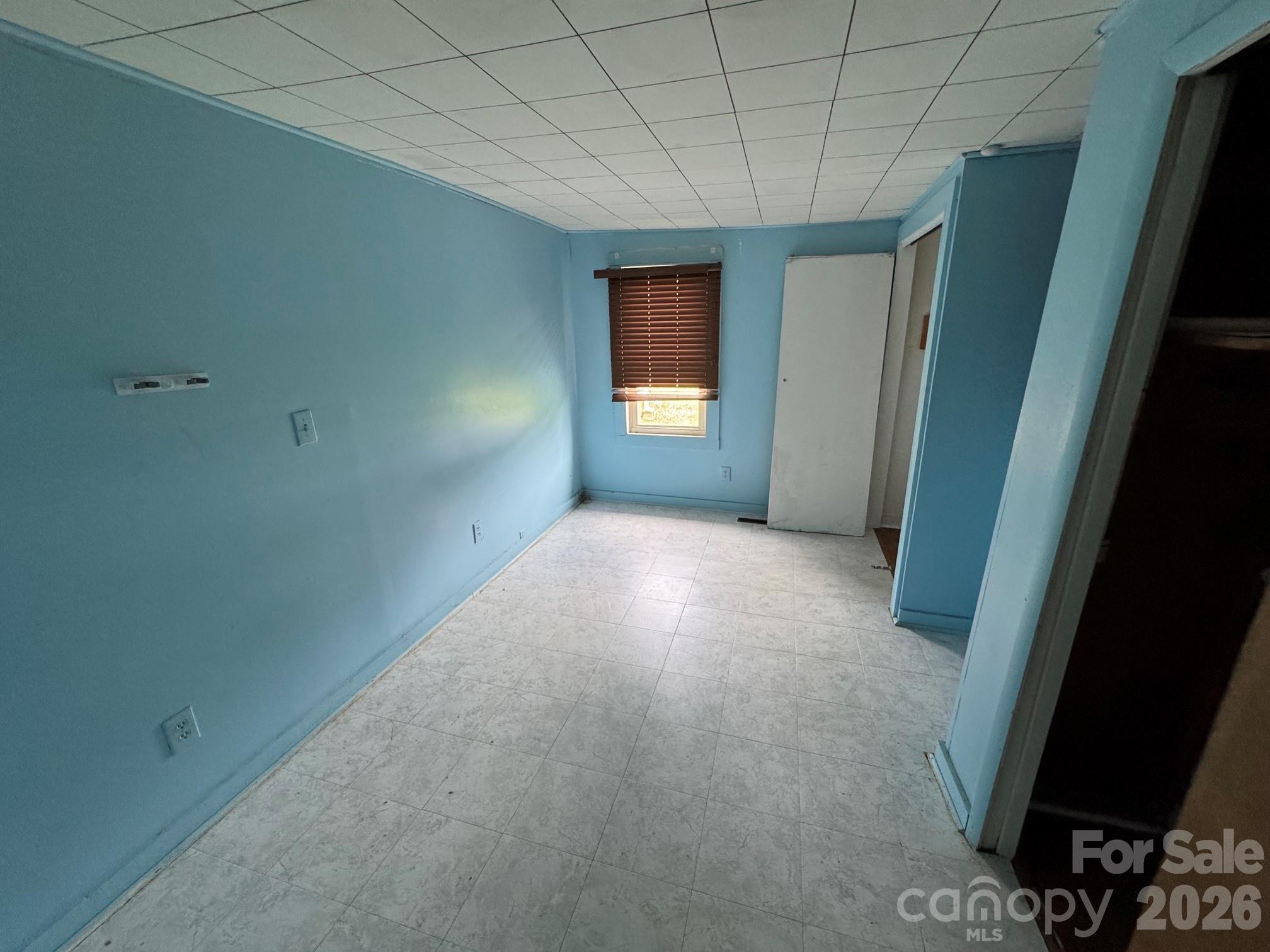 Single Family Residence at 831/833 N Oak Street, Hendersonville, photo 7 of 26