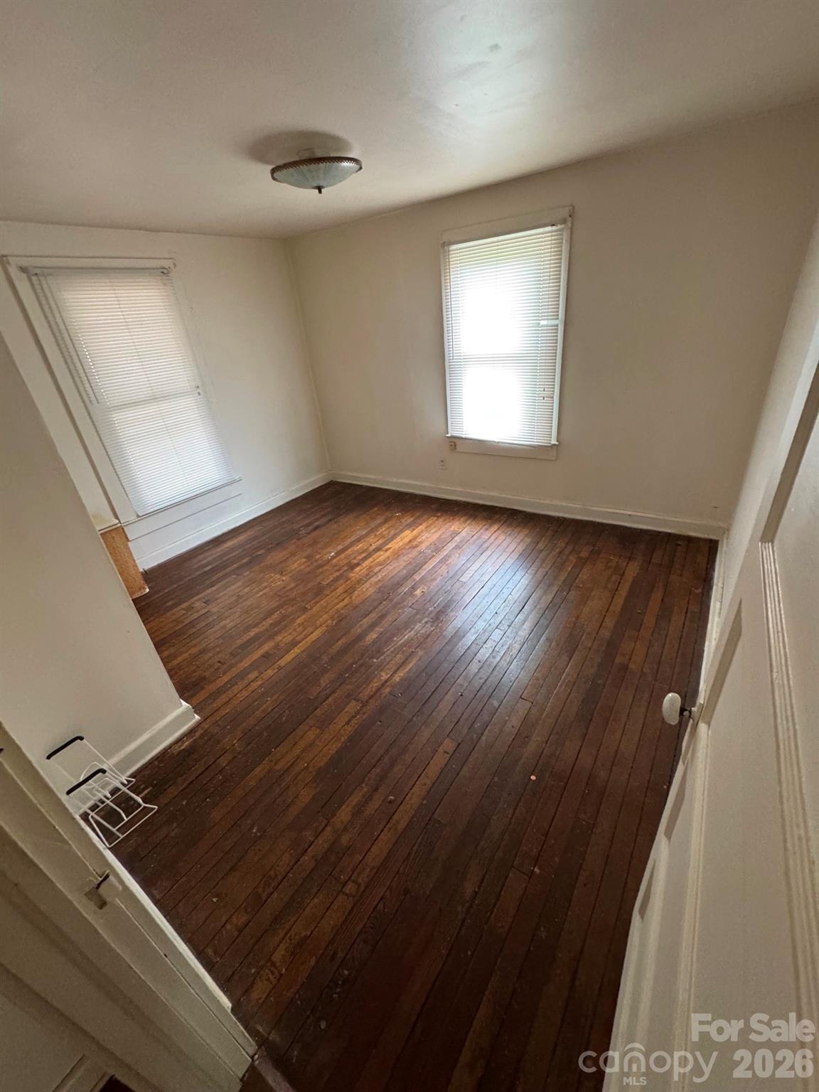 Single Family Residence at 831/833 N Oak Street, Hendersonville, photo 21 of 26