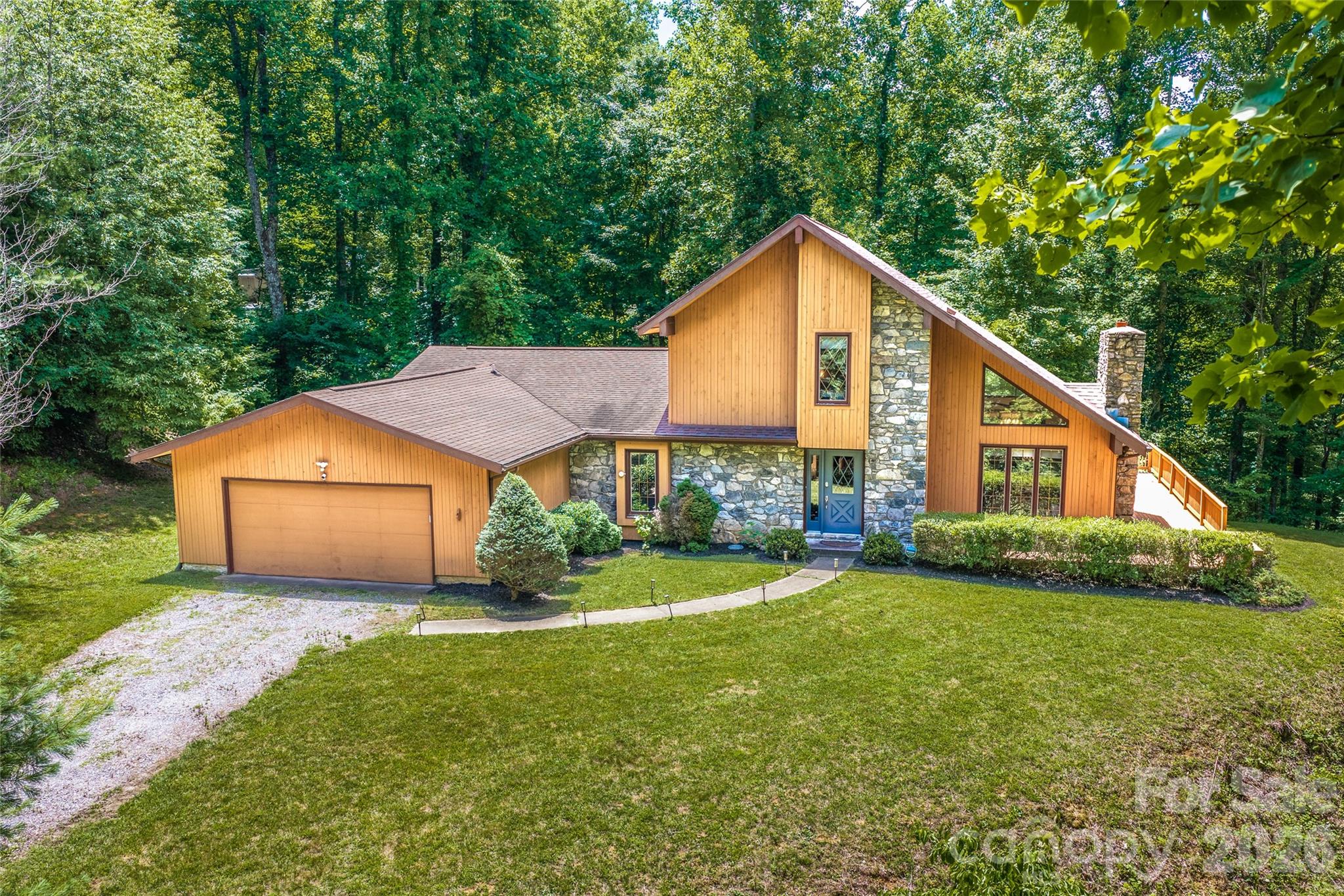 Single Family Residence at 340 Sugar Hollow Road, Fairview, photo 3 of 48
