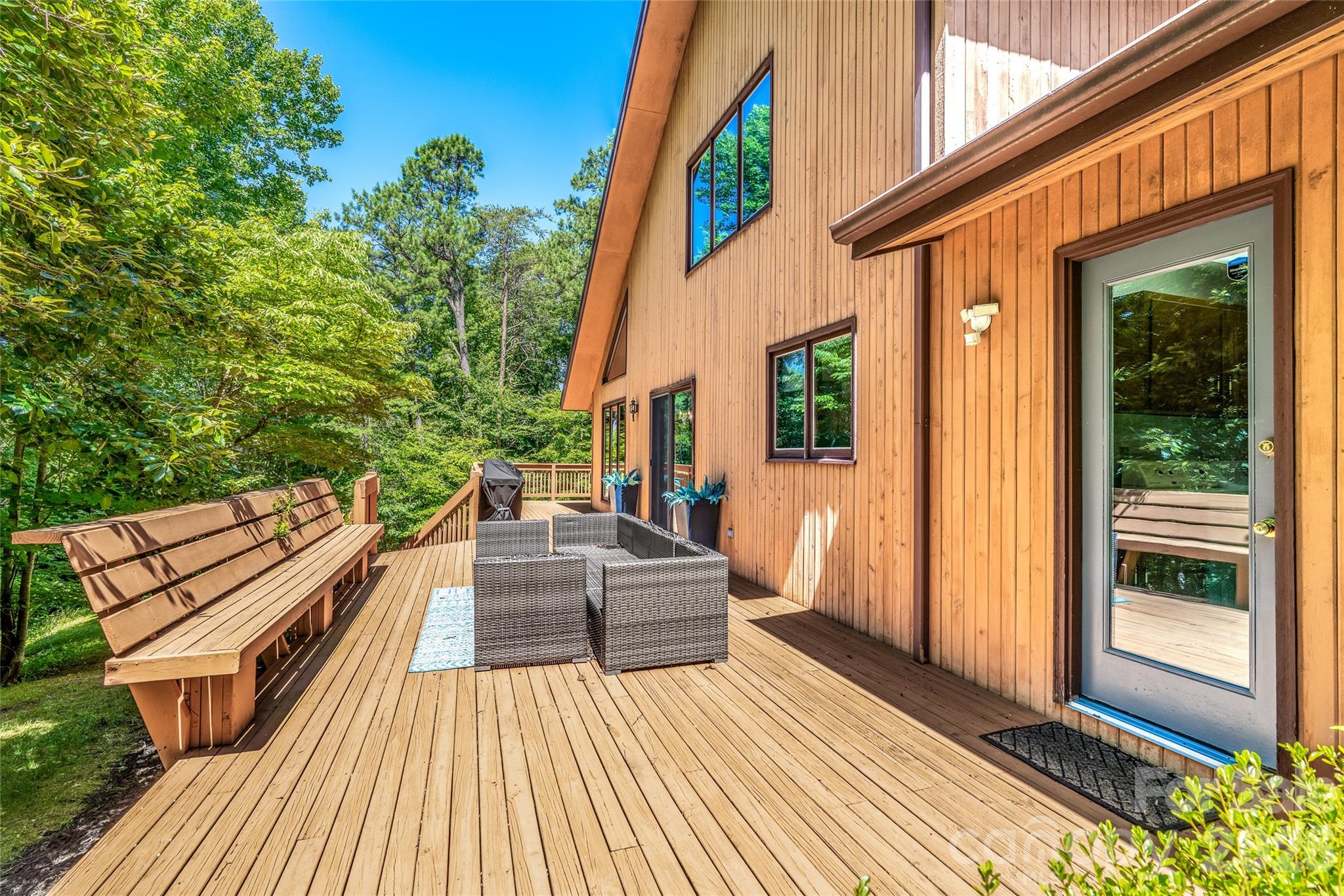 Single Family Residence at 340 Sugar Hollow Road, Fairview, photo 19 of 48