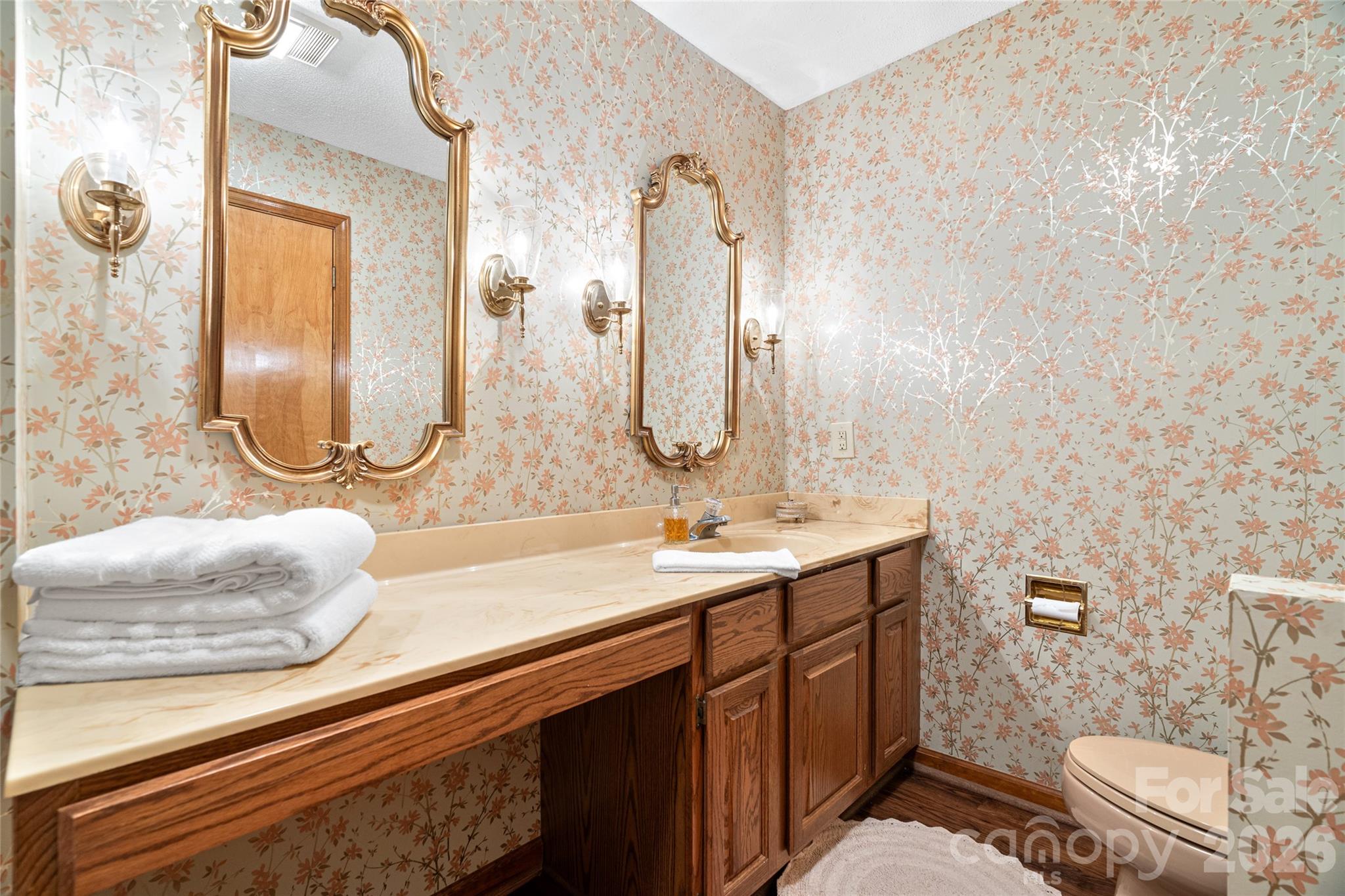 Single Family Residence at 340 Sugar Hollow Road, Fairview, photo 33 of 48
