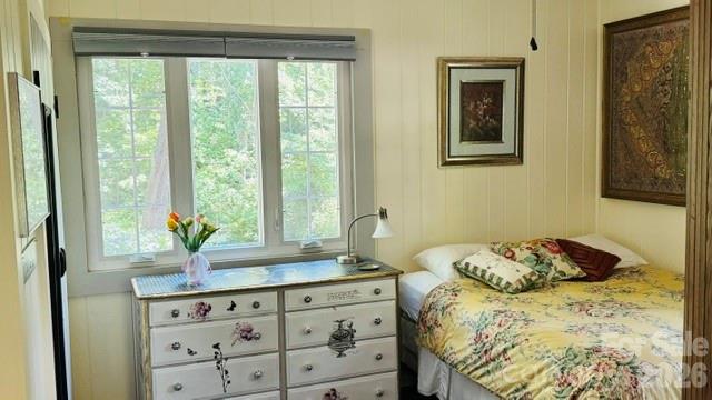 Single Family Residence at 23 Leatherwood Lane, Hendersonville, photo 18 of 31