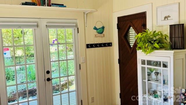 Single Family Residence at 23 Leatherwood Lane, Hendersonville, photo 20 of 31