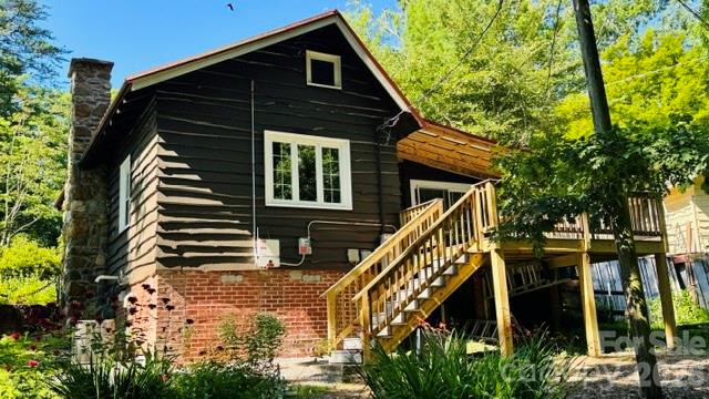 Single Family Residence at 23 Leatherwood Lane, Hendersonville, photo 4 of 31