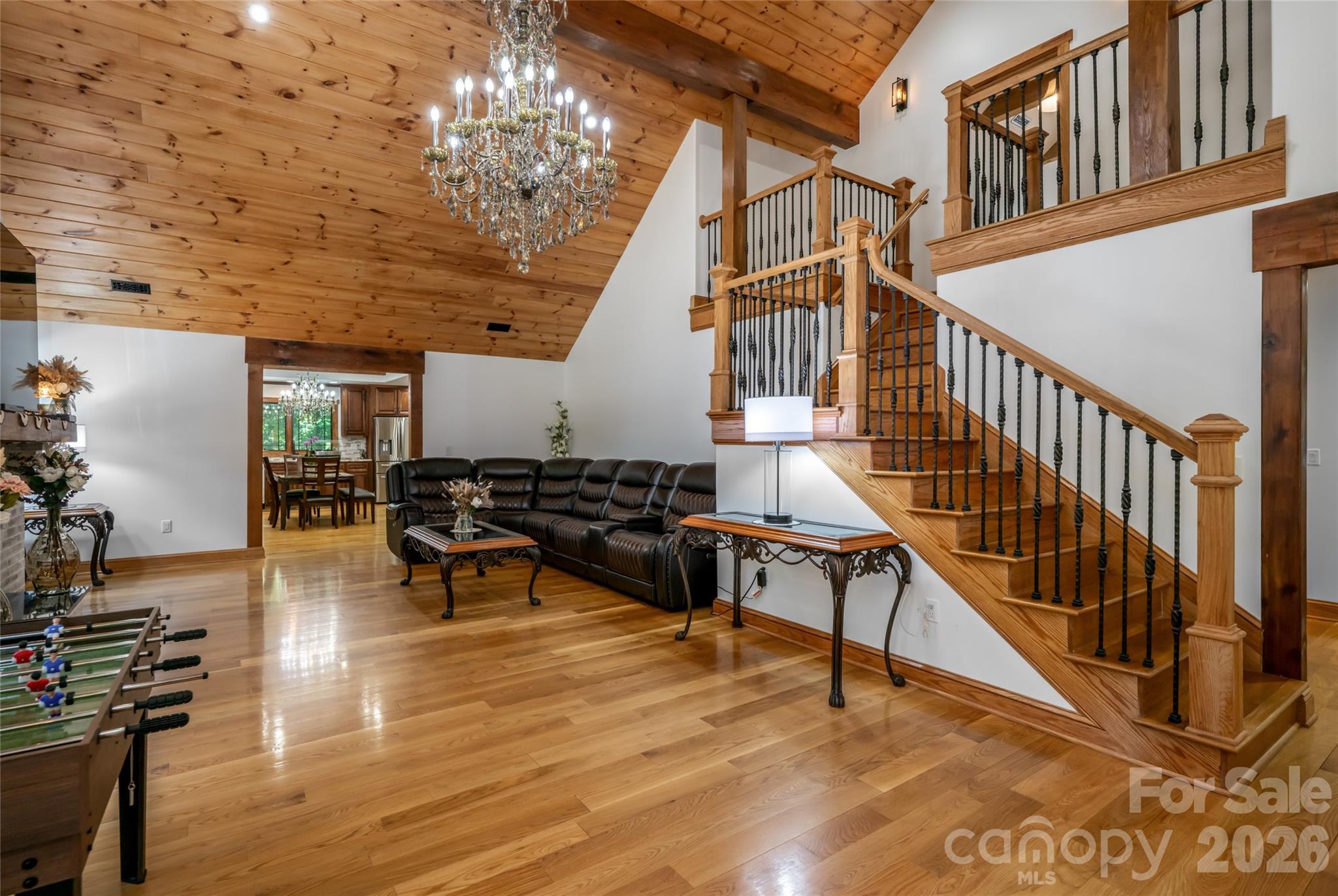Single Family Residence at 86 Holiday Drive, Hendersonville, photo 7 of 26