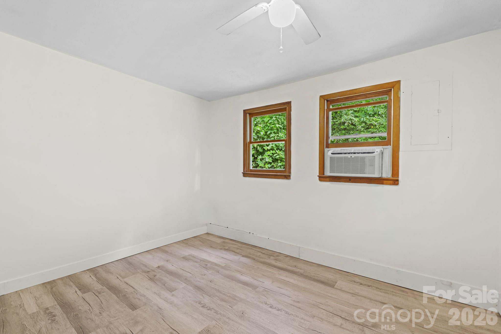 Single Family Residence at 6115 Skyland Drive, Sylva, photo 13 of 35