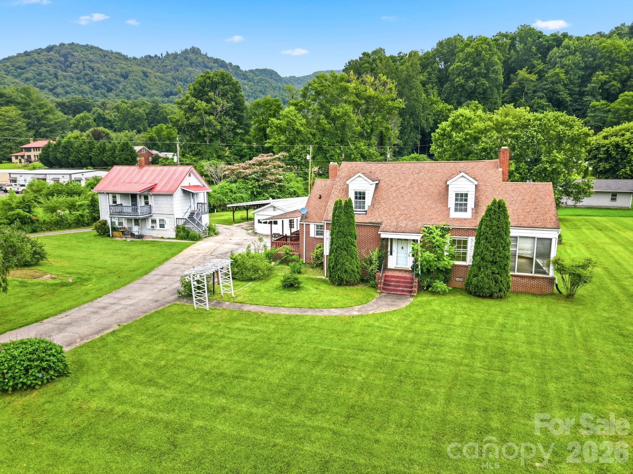 Single Family Residence at 783 Skyland Drive, Sylva, photo 2 of 45