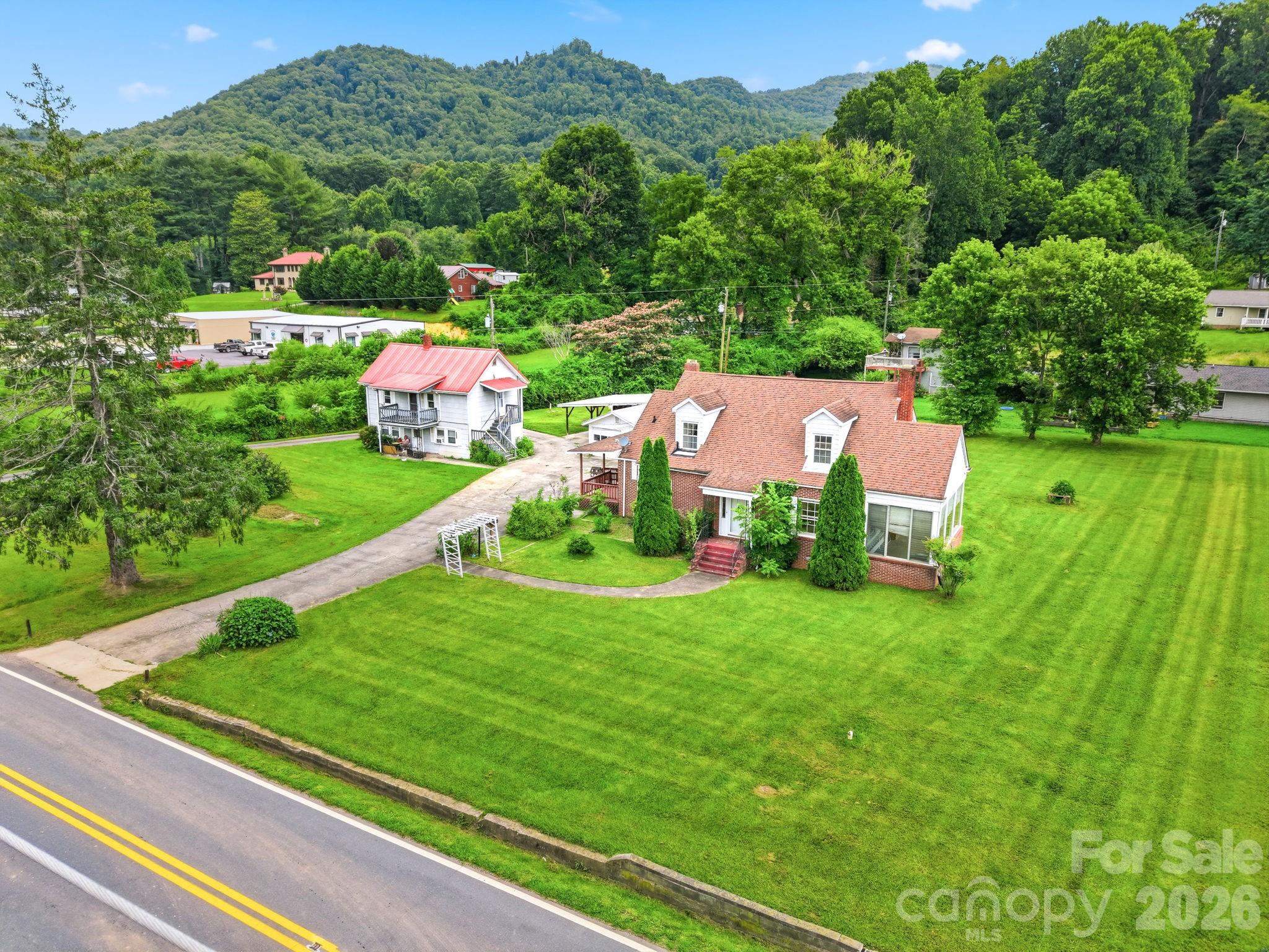 Free Standing Store at 783 Skyland Drive, Sylva, photo 2 of 45