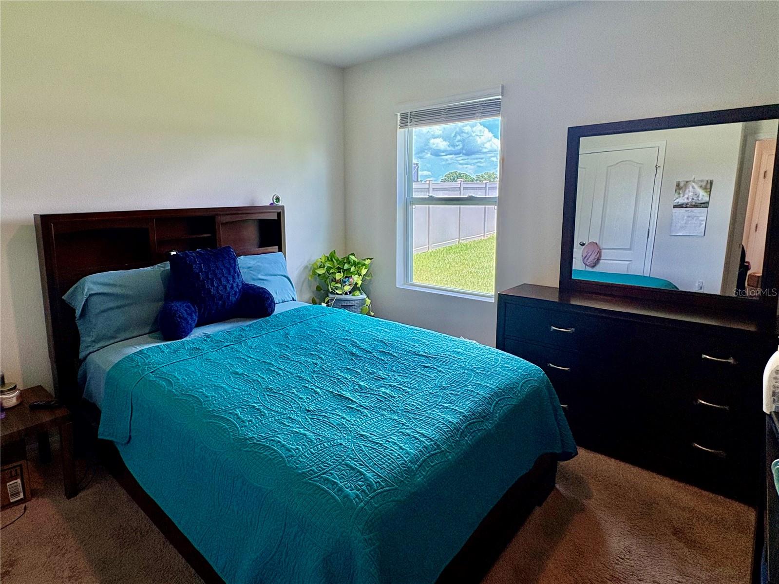 FIRST FLOOR GUEST BEDROOM - 1116 FOX PATH RD, DAVENPORT