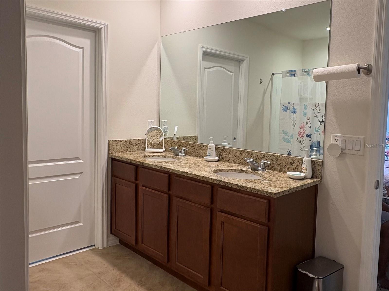 PRIMARY BATH - 1116 FOX PATH RD, DAVENPORT