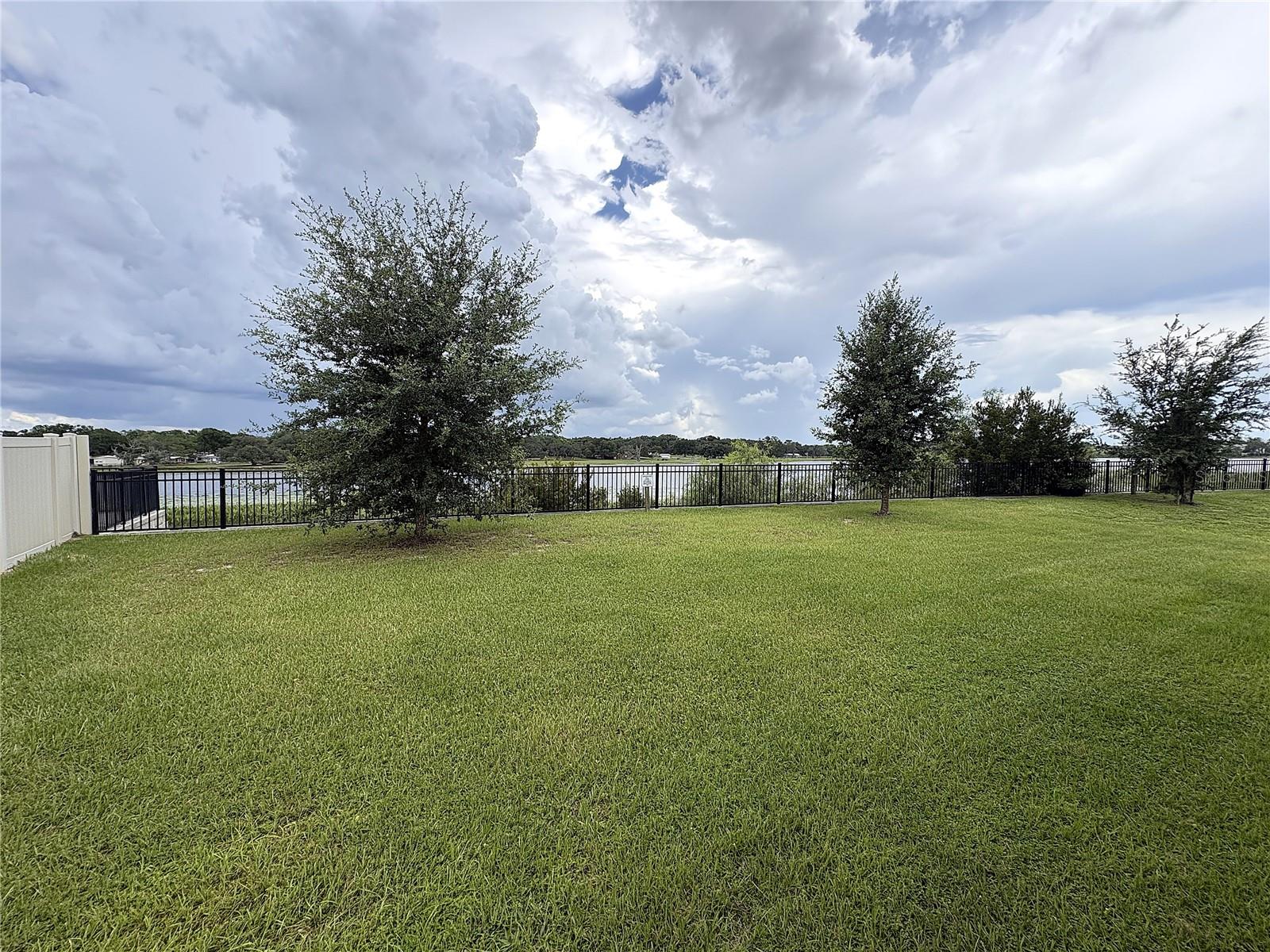 LAKEFRONT BACKYARD - 1116 FOX PATH RD, DAVENPORT
