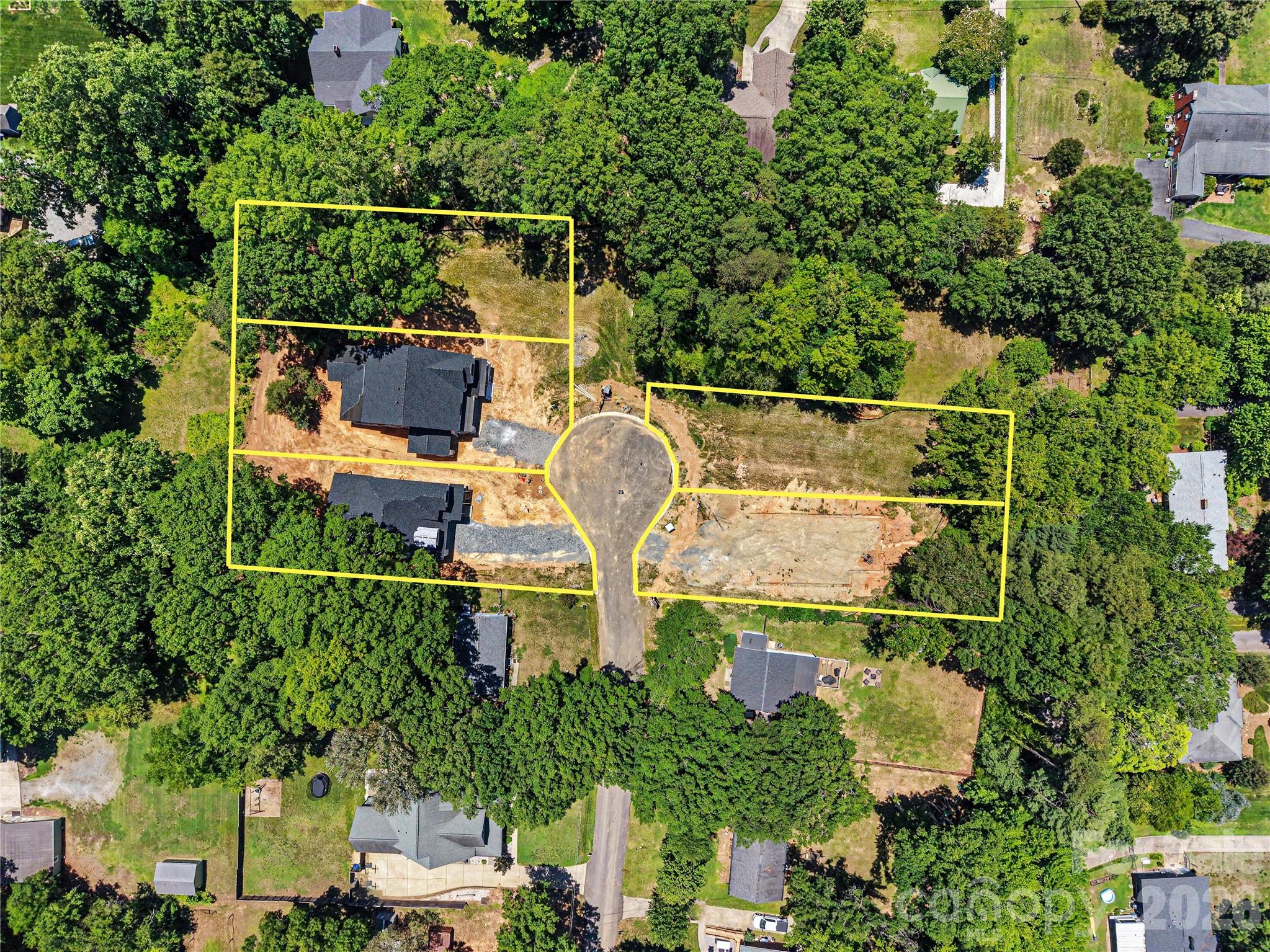 Single Family Residence at 20396 Queens Street, Cornelius, photo 35 of 38