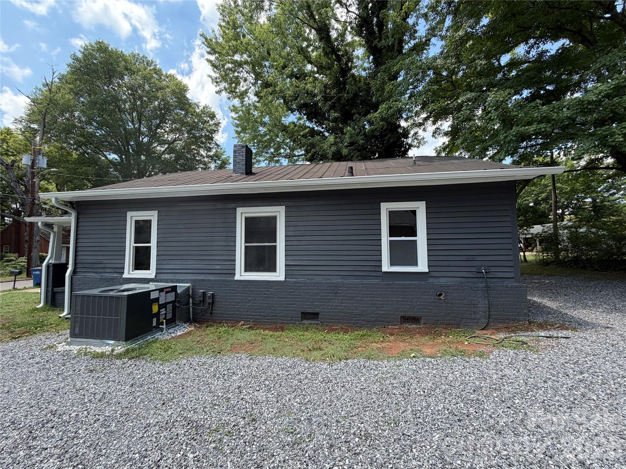 Single Family Residence at 316 N Bost Street, Statesville, photo 14 of 18