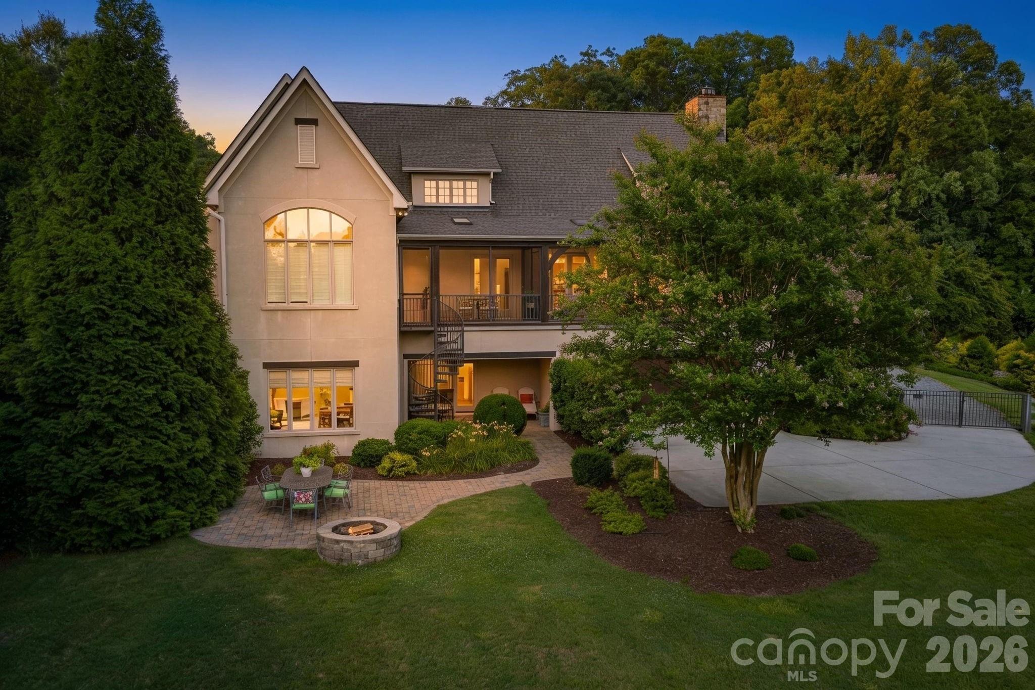 Exterior stone and hard coat stucco - 8528 Waxhaw Creek Road, Waxhaw