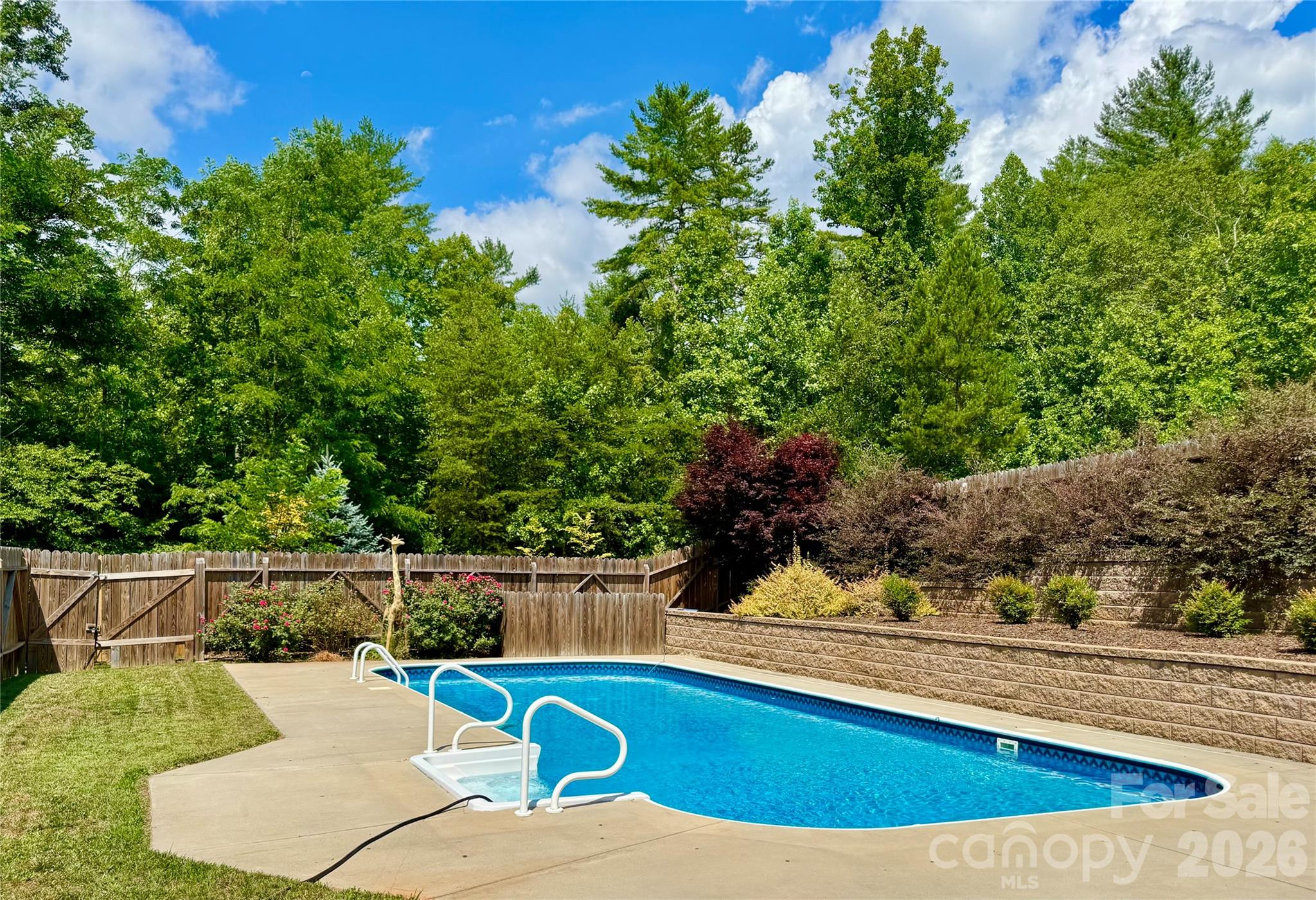 Single Family Residence at 1510 Royal Lane, Lenoir, photo 6 of 48