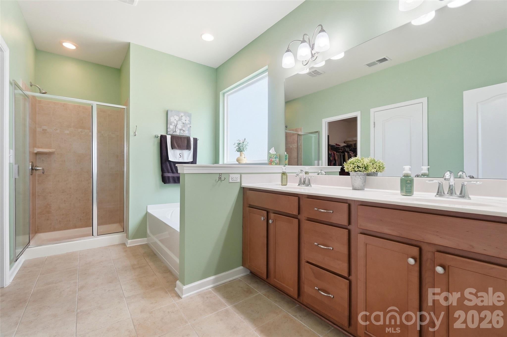 Single Family Residence at 3715 Franklin Meadows Drive, Matthews, photo 12 of 22