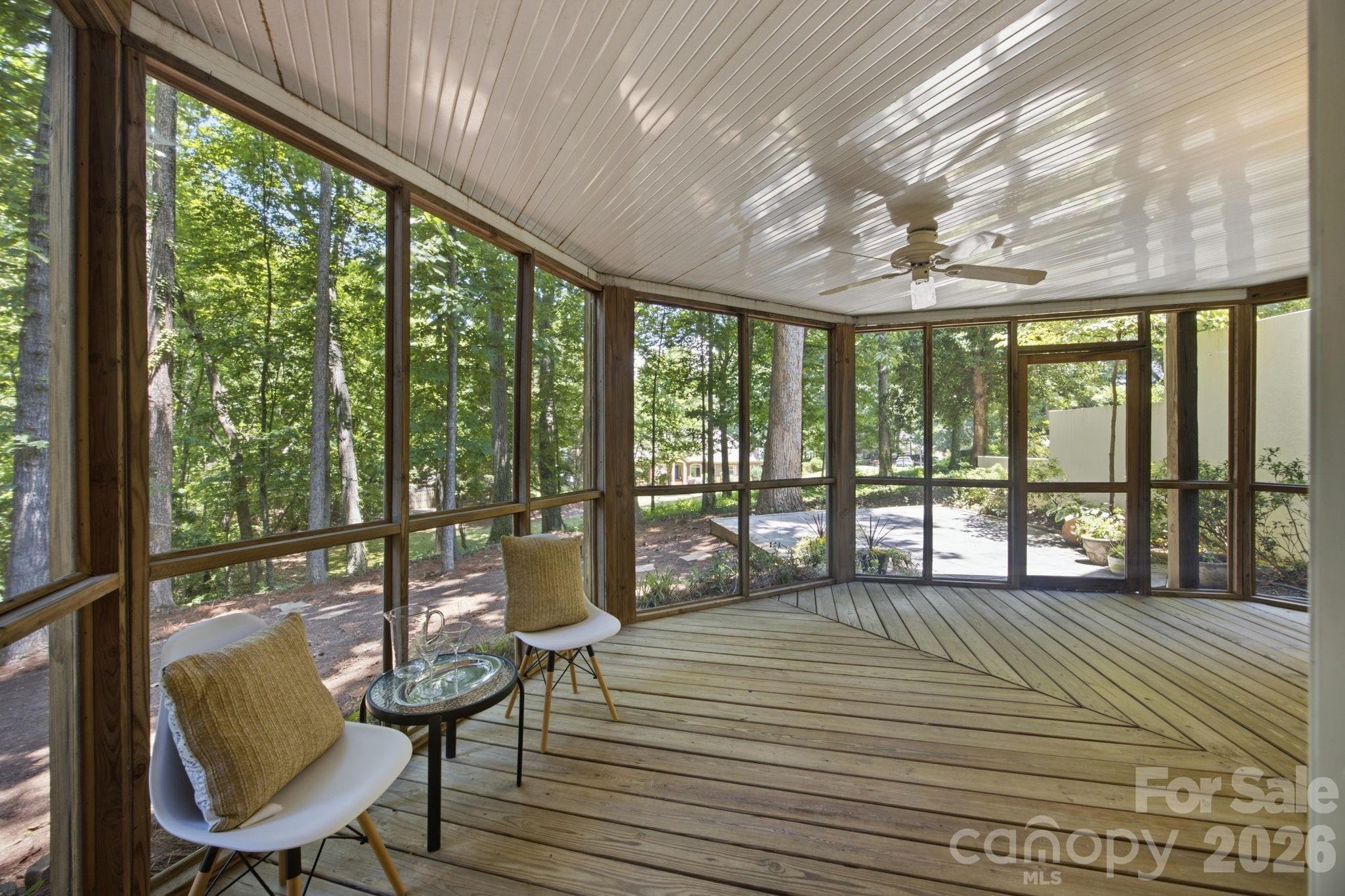 Single Family Residence at 20011 Chapel Point Lane, Cornelius, photo 31 of 39