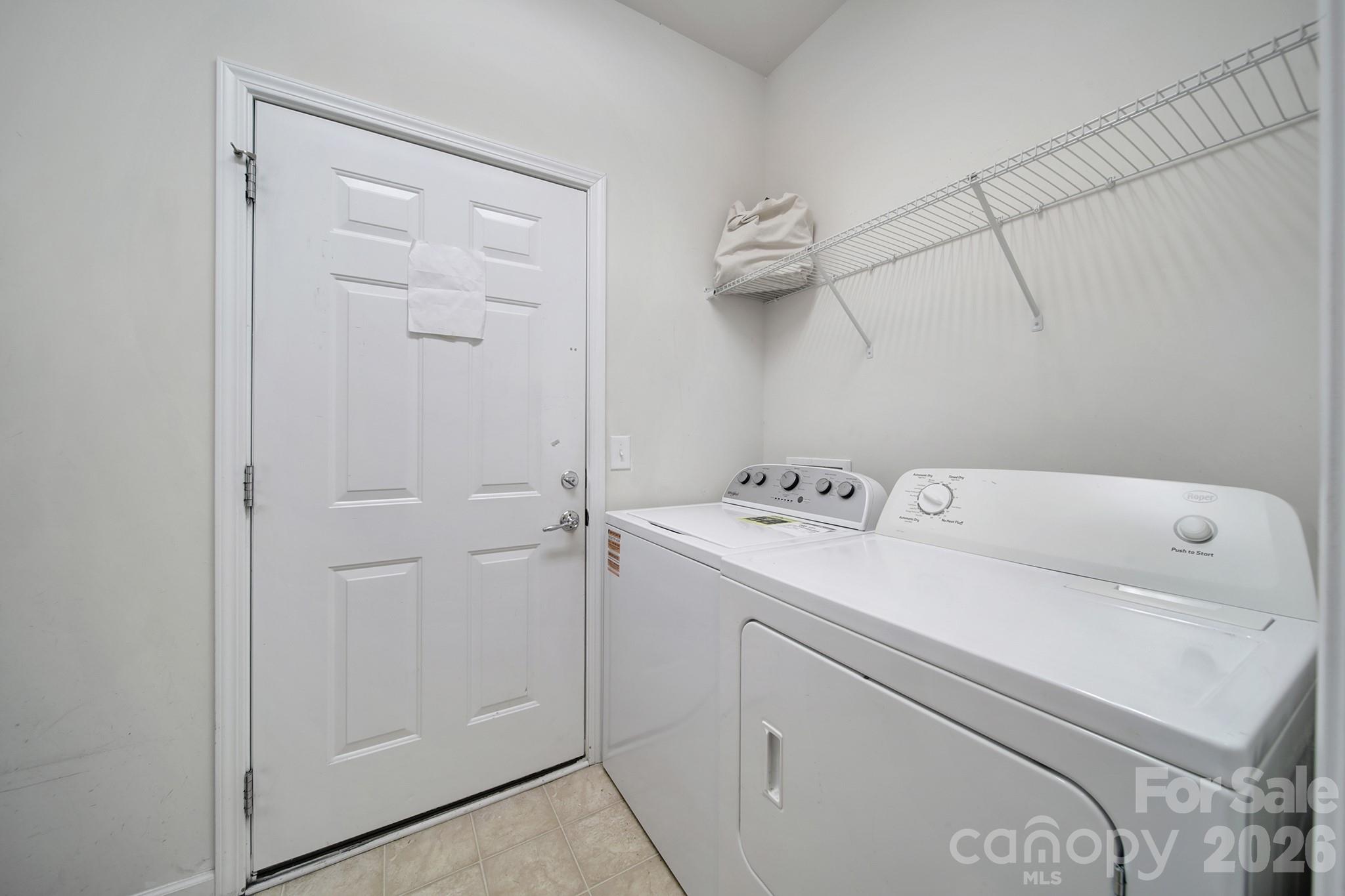 Single Family Residence at 2047 Kennedy Drive, Fort Mill, photo 34 of 45