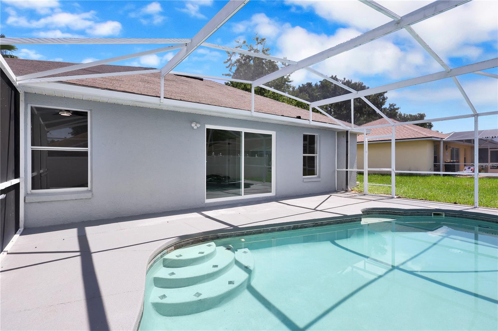 Screened private pool - 318 WALPOLE LOOP, DAVENPORT