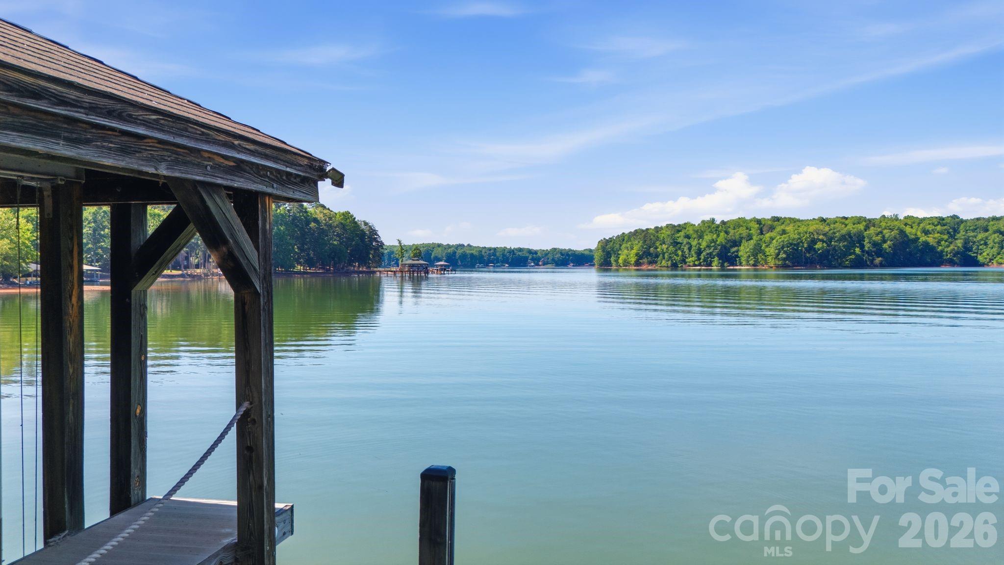 Private Fixed Dock overlooking main channel. - 161 Eagle Chase Lane, Troutman