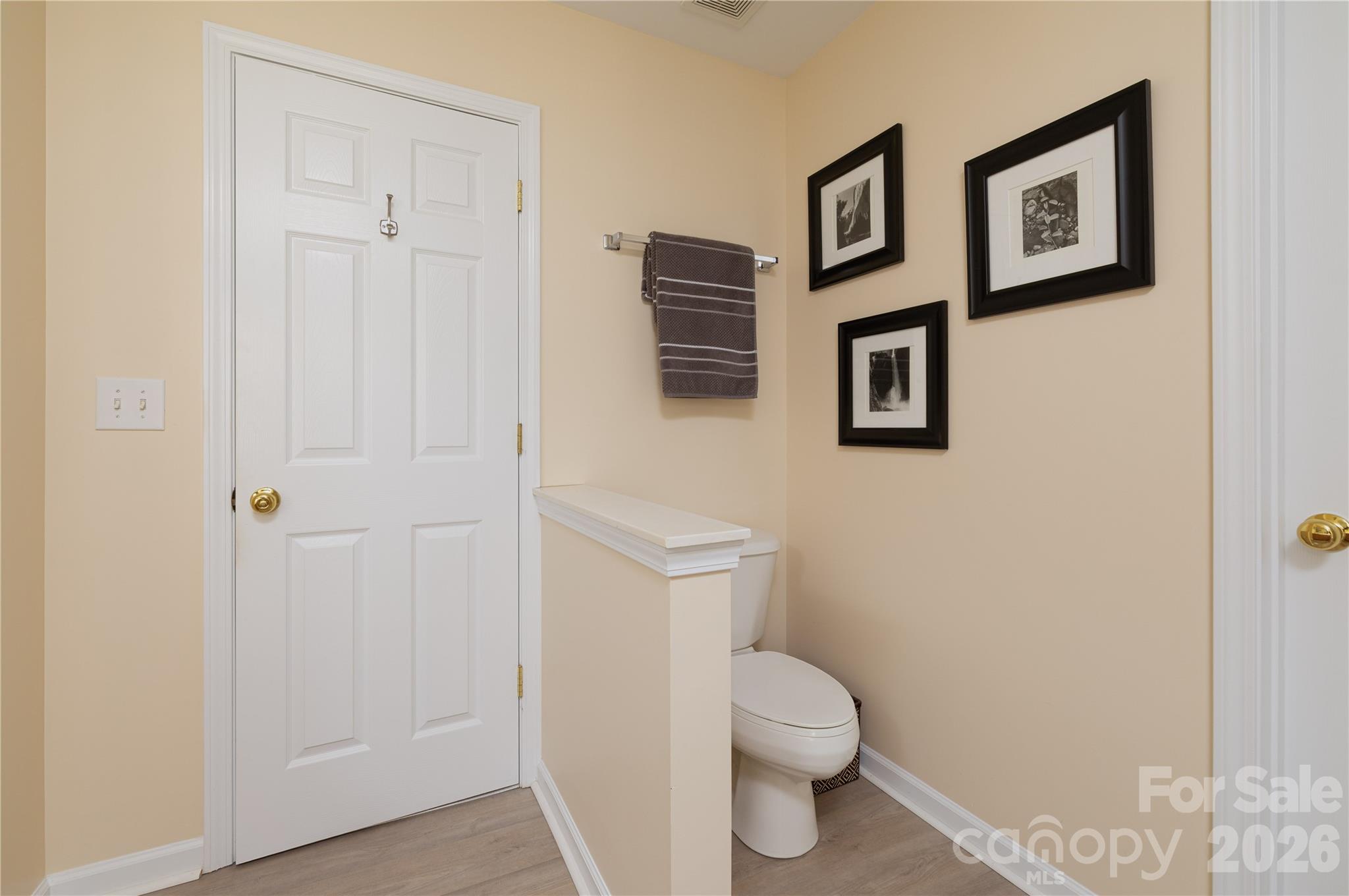 Single Family Residence at 402 Abercairn Way, Waxhaw, photo 22 of 30