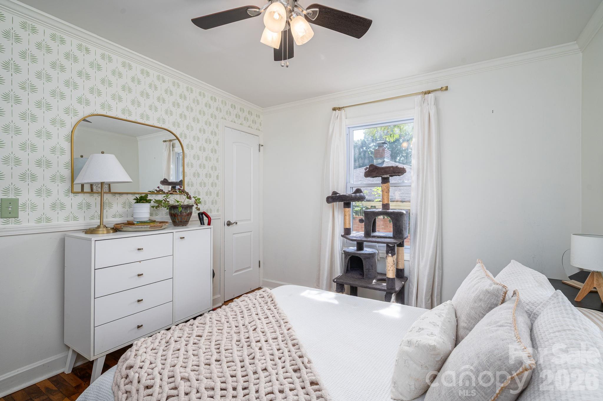 Single Family Residence at 206 Cedar Street, Belmont, photo 17 of 34