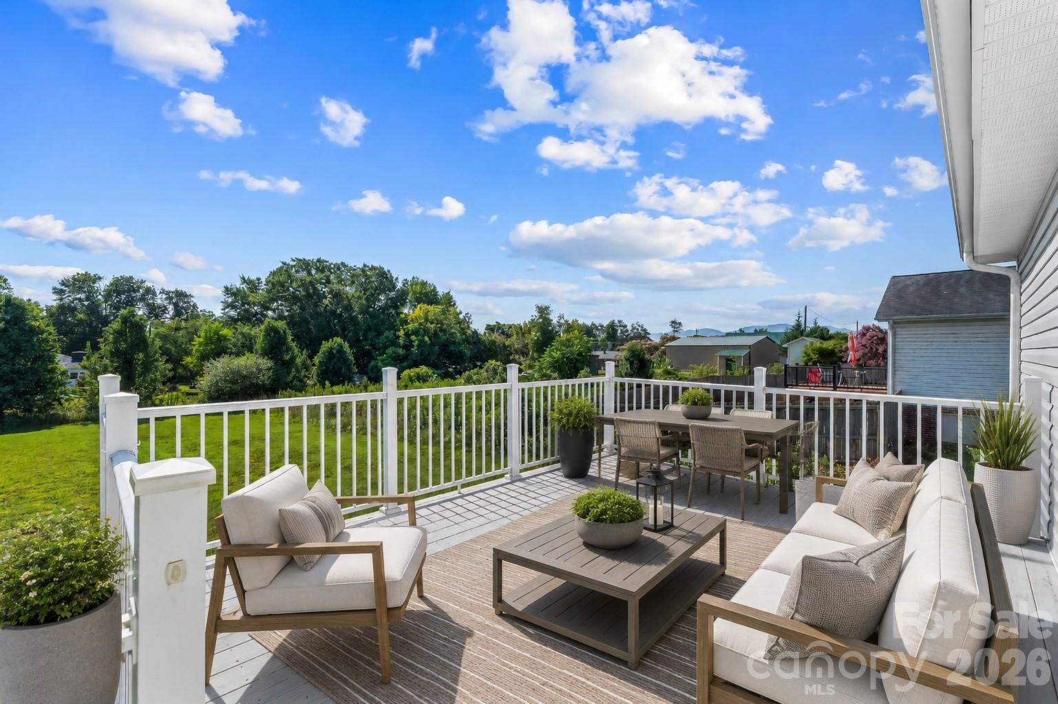 Virtual Staging - 112 Elm Street, Morganton