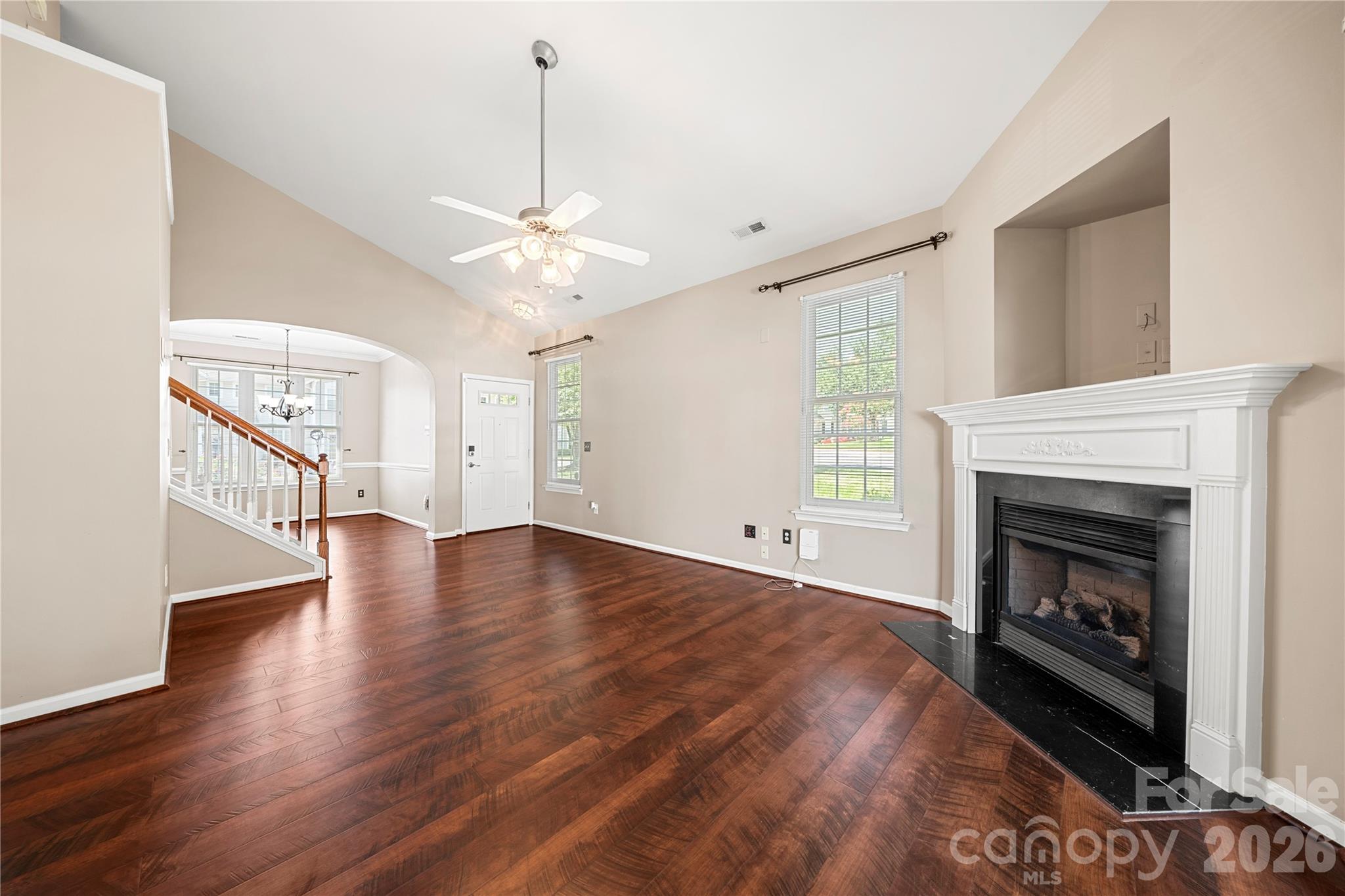 Townhouse at 207 Dawn Mist Lane, Fort Mill, photo 8 of 38