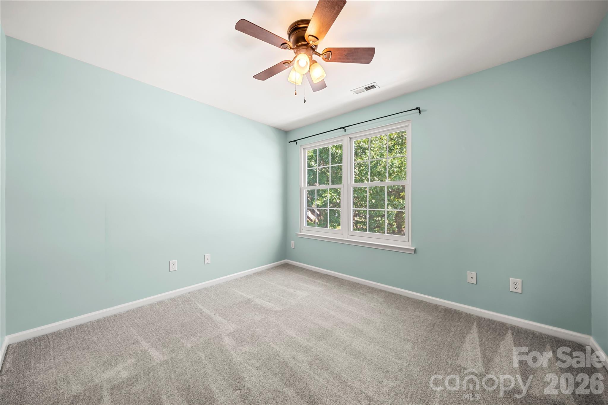 Townhouse at 207 Dawn Mist Lane, Fort Mill, photo 26 of 38