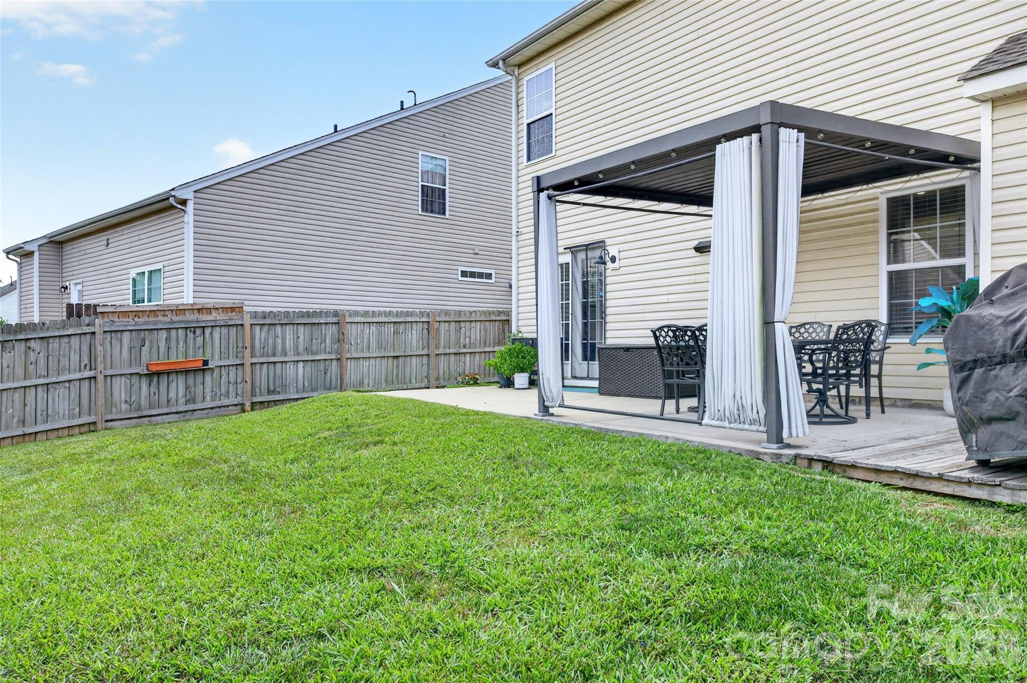 Single Family Residence at 4506 Lawrence Daniel Drive, Matthews, photo 42 of 43