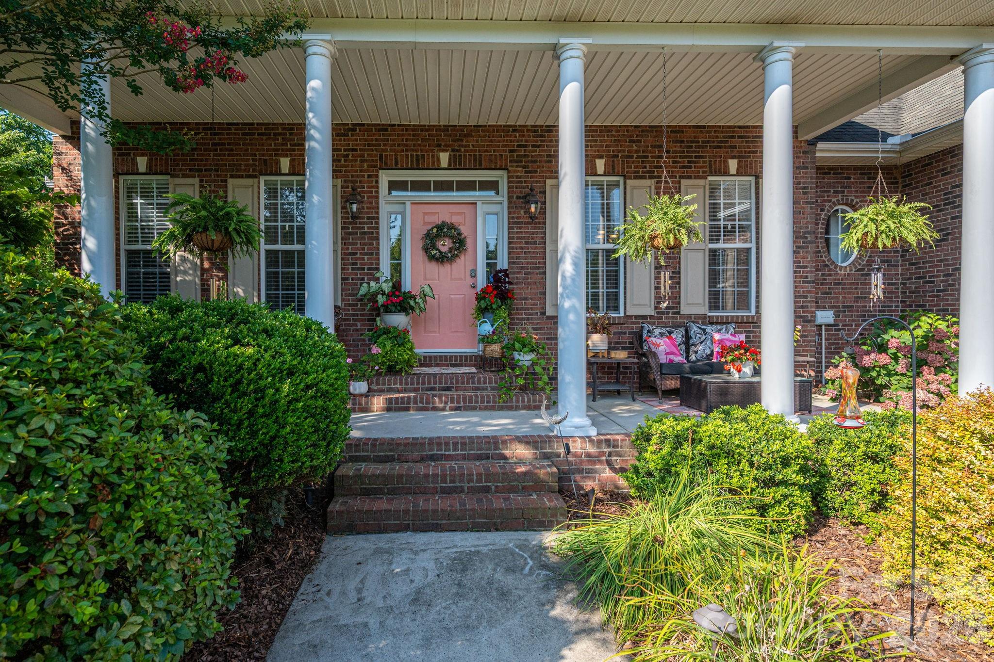 Single Family Residence at 961 Colleton Meadow Drive, Clover, photo 8 of 48