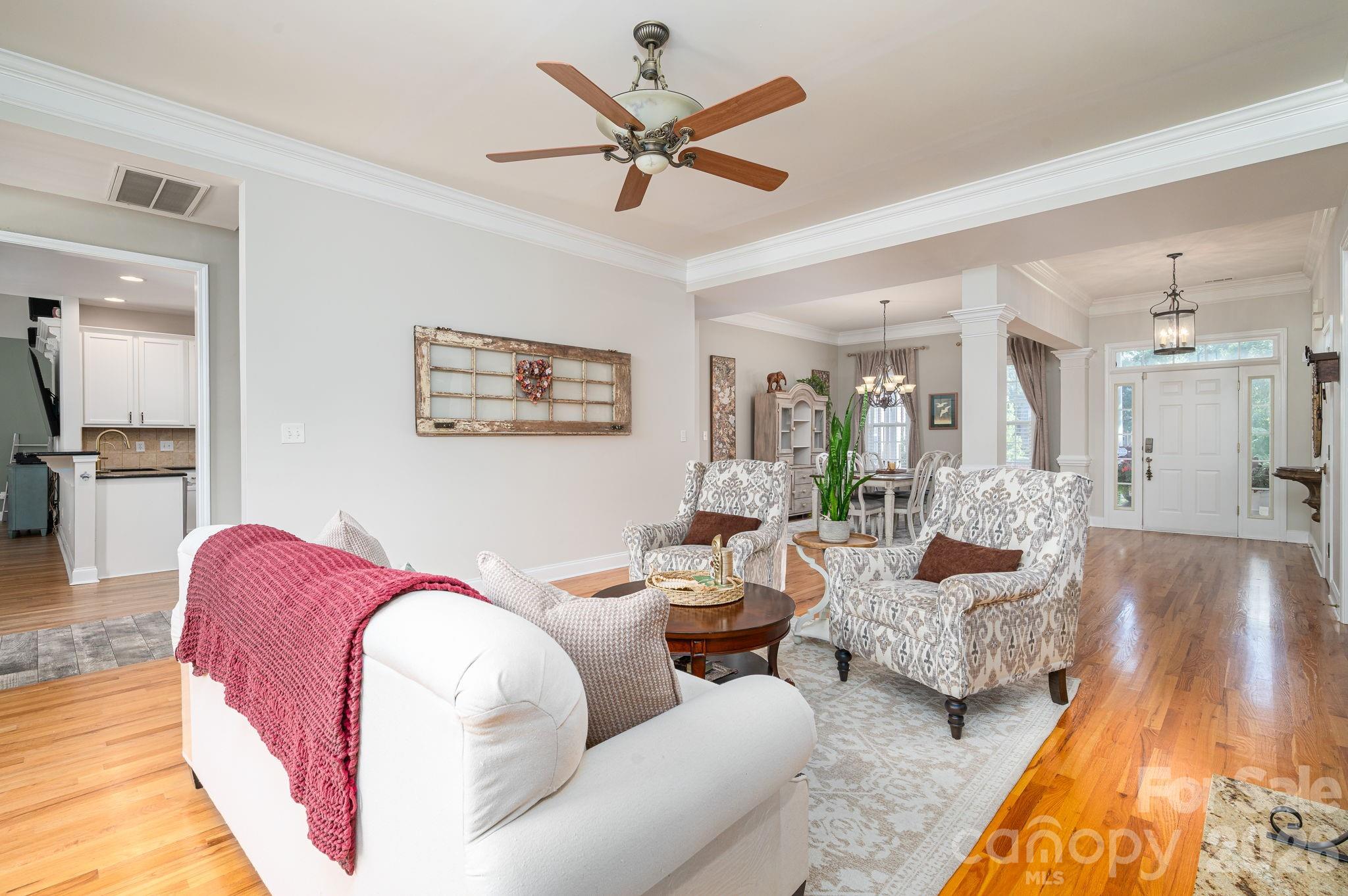 Single Family Residence at 961 Colleton Meadow Drive, Clover, photo 14 of 48