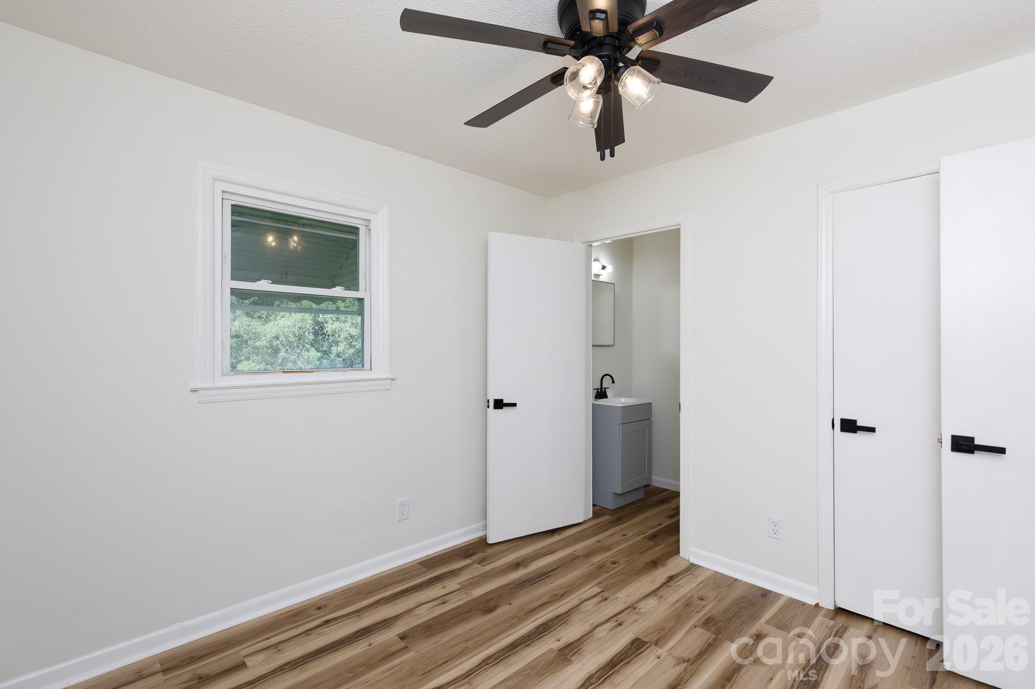 Single Family Residence at 3270 Bridges Drive, Rock Hill, photo 5 of 35