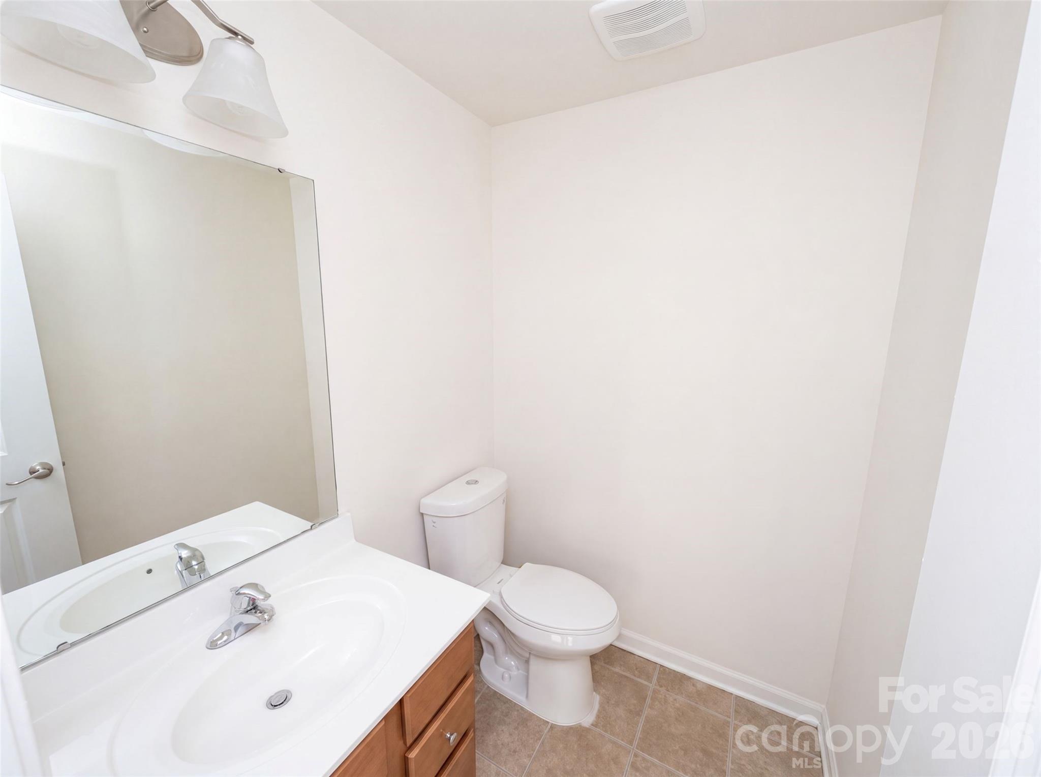 Single Family Residence at 2275 Stone Pile Drive SW, Concord, photo 15 of 42
