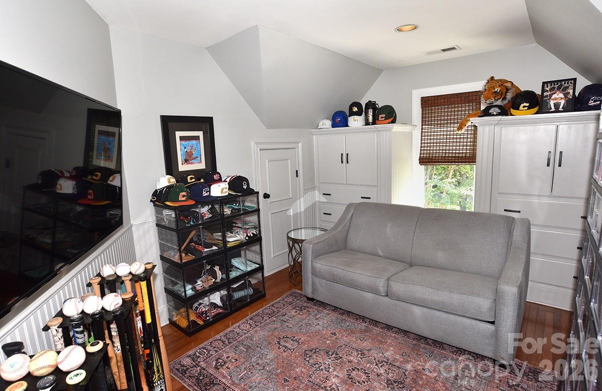 Single Family Residence at 18719 Cannon Crossing Way, Davidson, photo 31 of 43