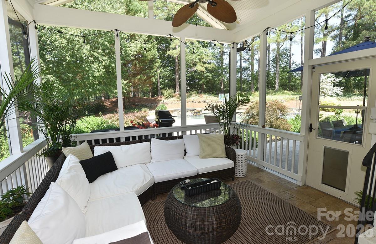 Single Family Residence at 18719 Cannon Crossing Way, Davidson, photo 33 of 43