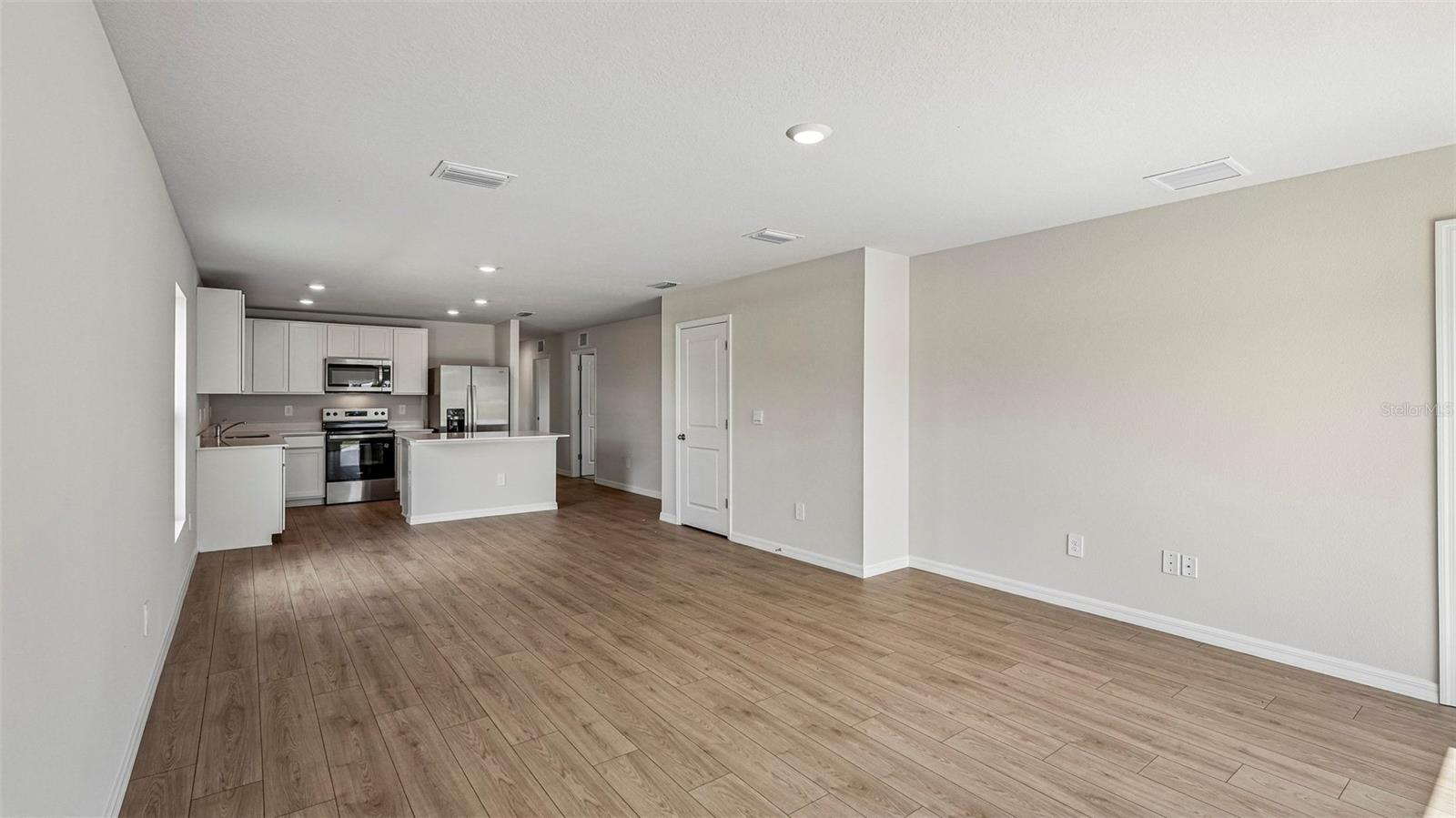 Single Family Residence at 13129 OLD CANOE WAY, PARRISH, photo 11 of 28