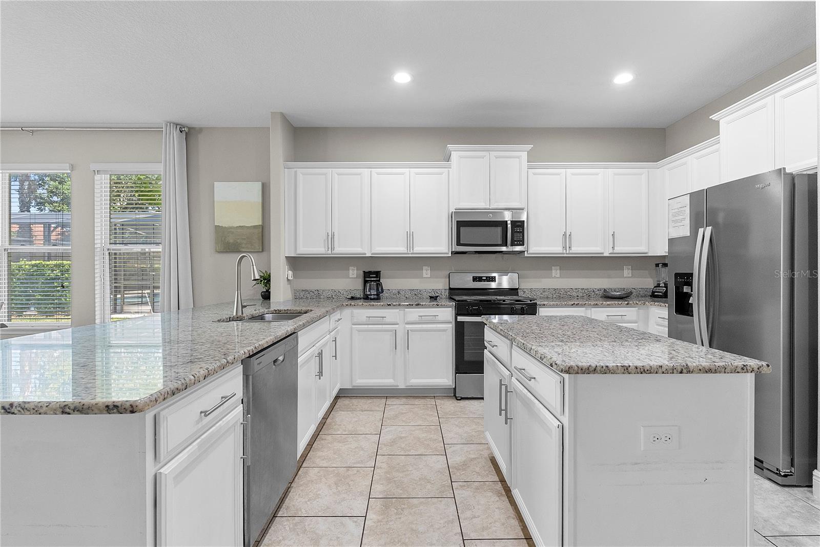 Kitchen - 4200 OAKTREE DR, DAVENPORT