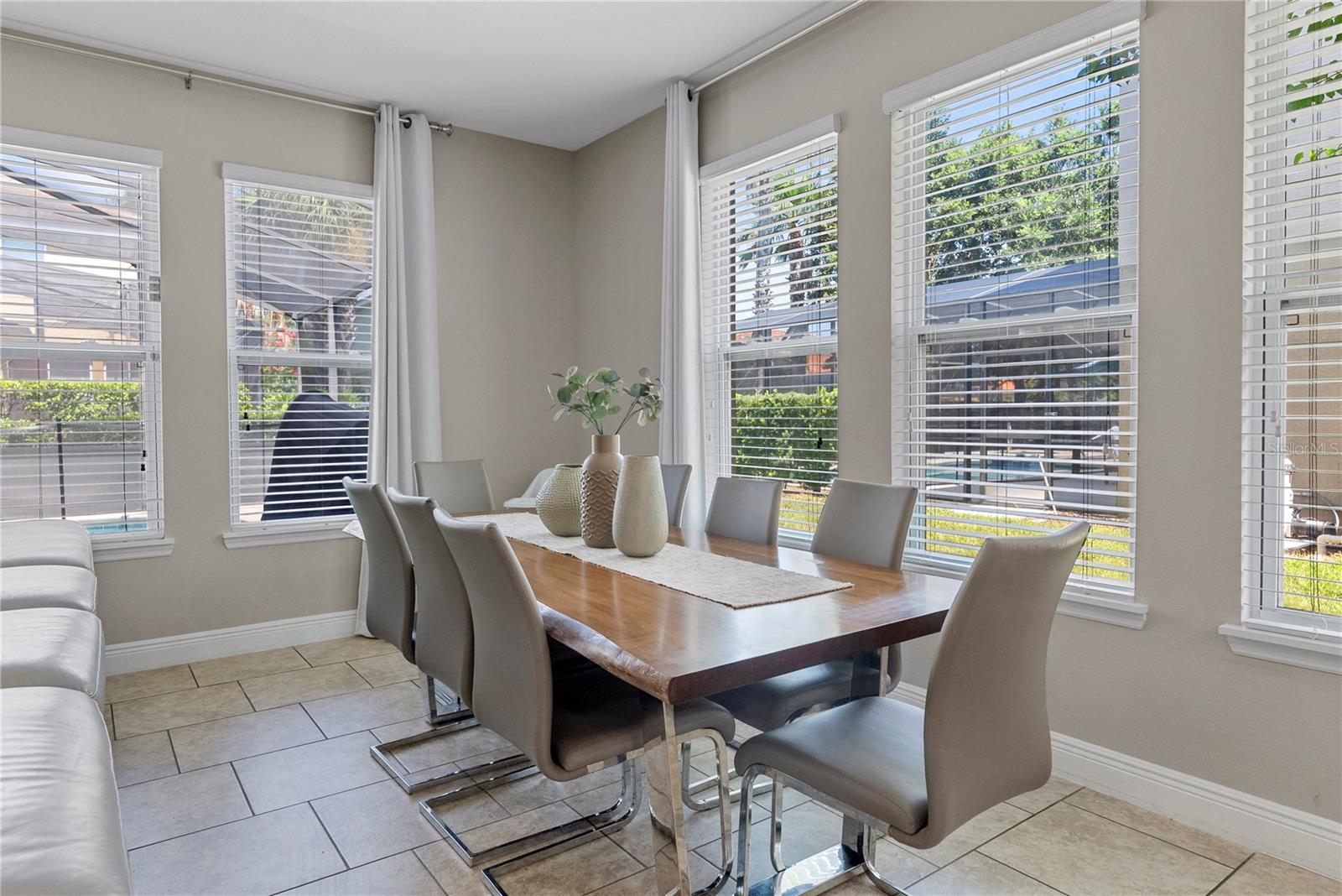 Dining Area - 4200 OAKTREE DR, DAVENPORT