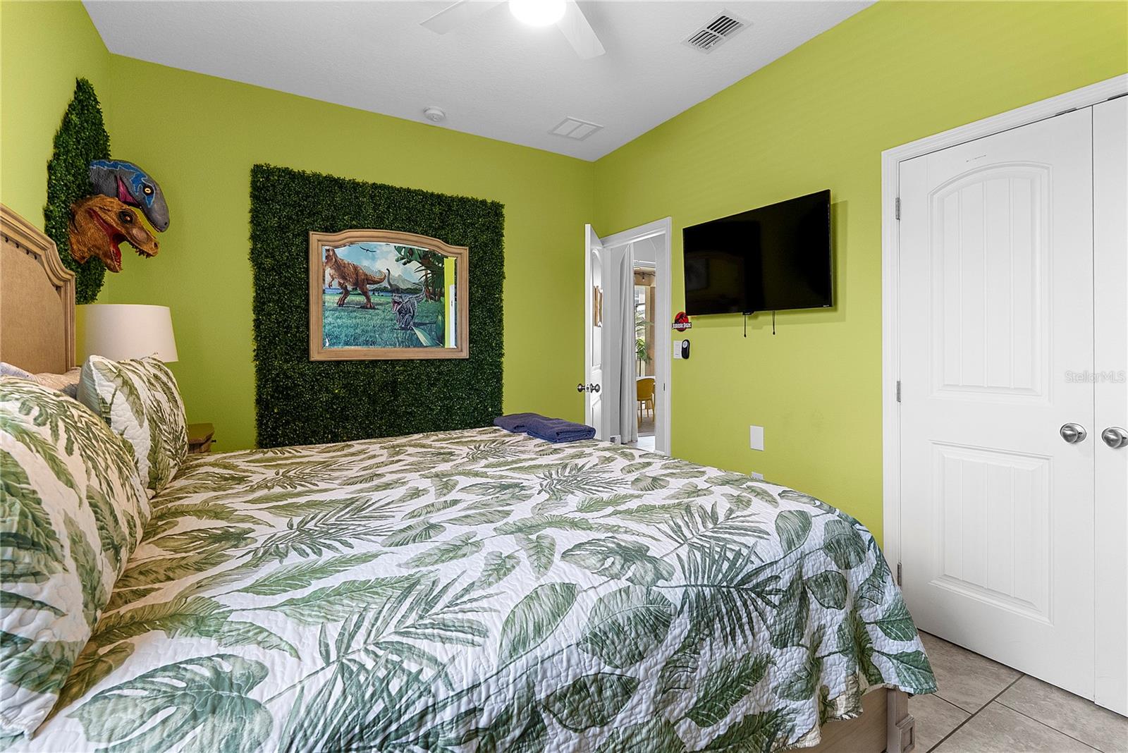 First Floor Bath - 4200 OAKTREE DR, DAVENPORT