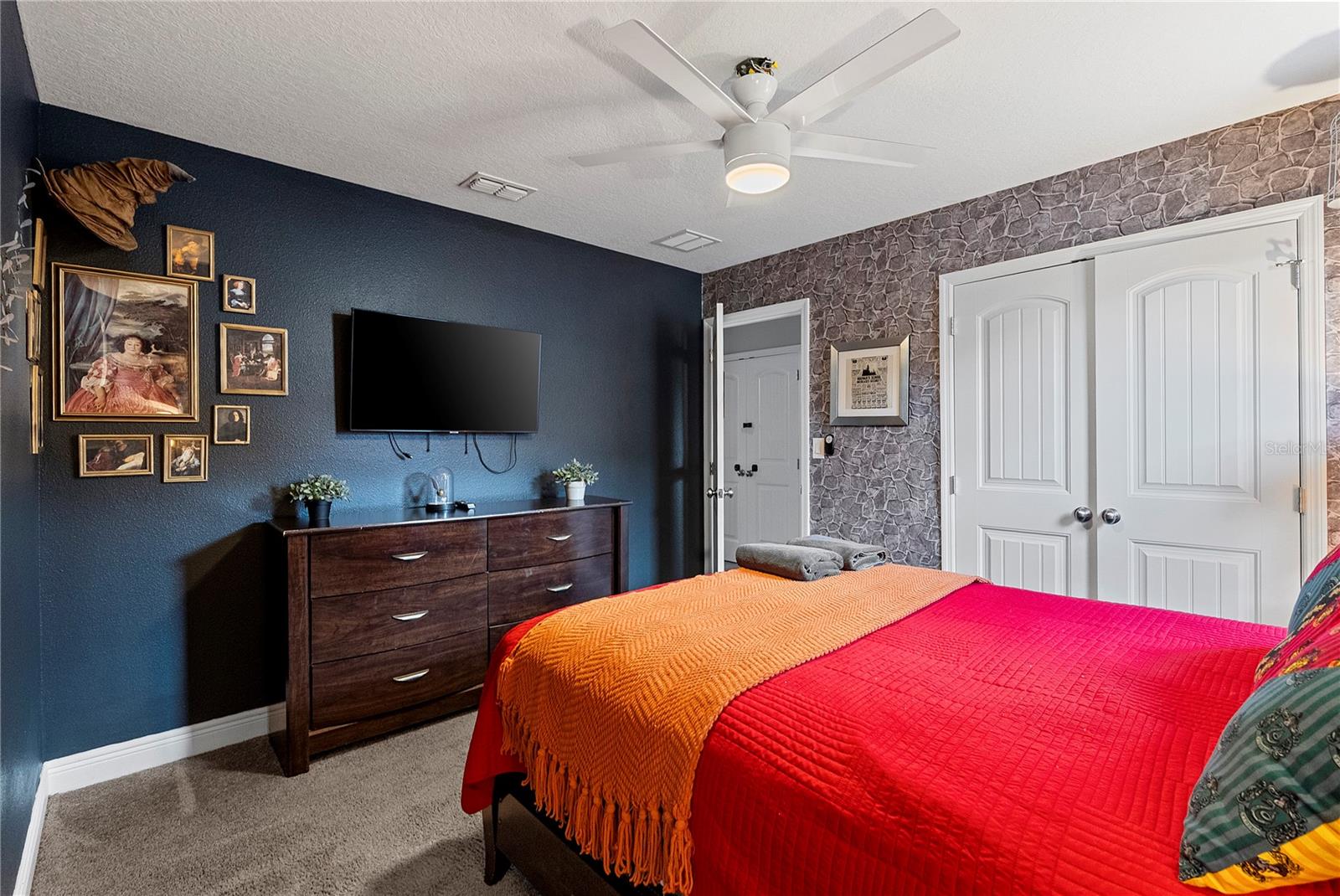 Upstairs Bedroom - 4200 OAKTREE DR, DAVENPORT