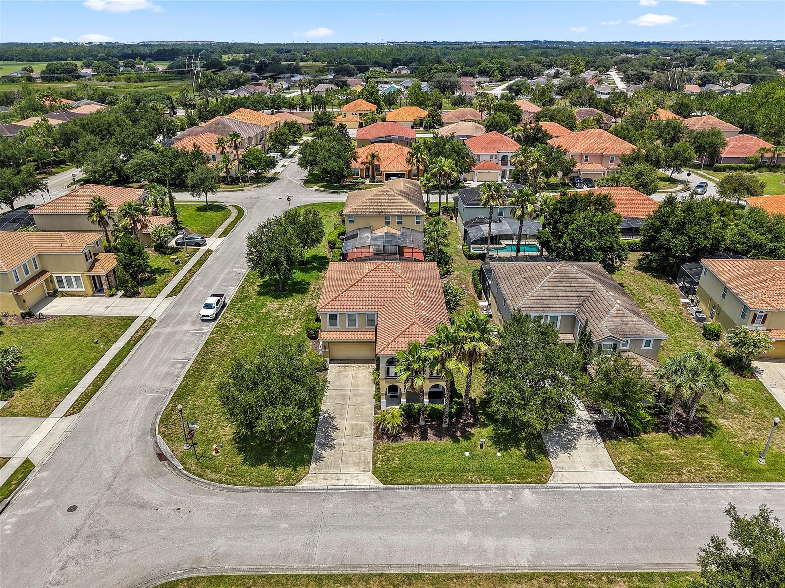 Front aerial view - 4200 OAKTREE DR, DAVENPORT