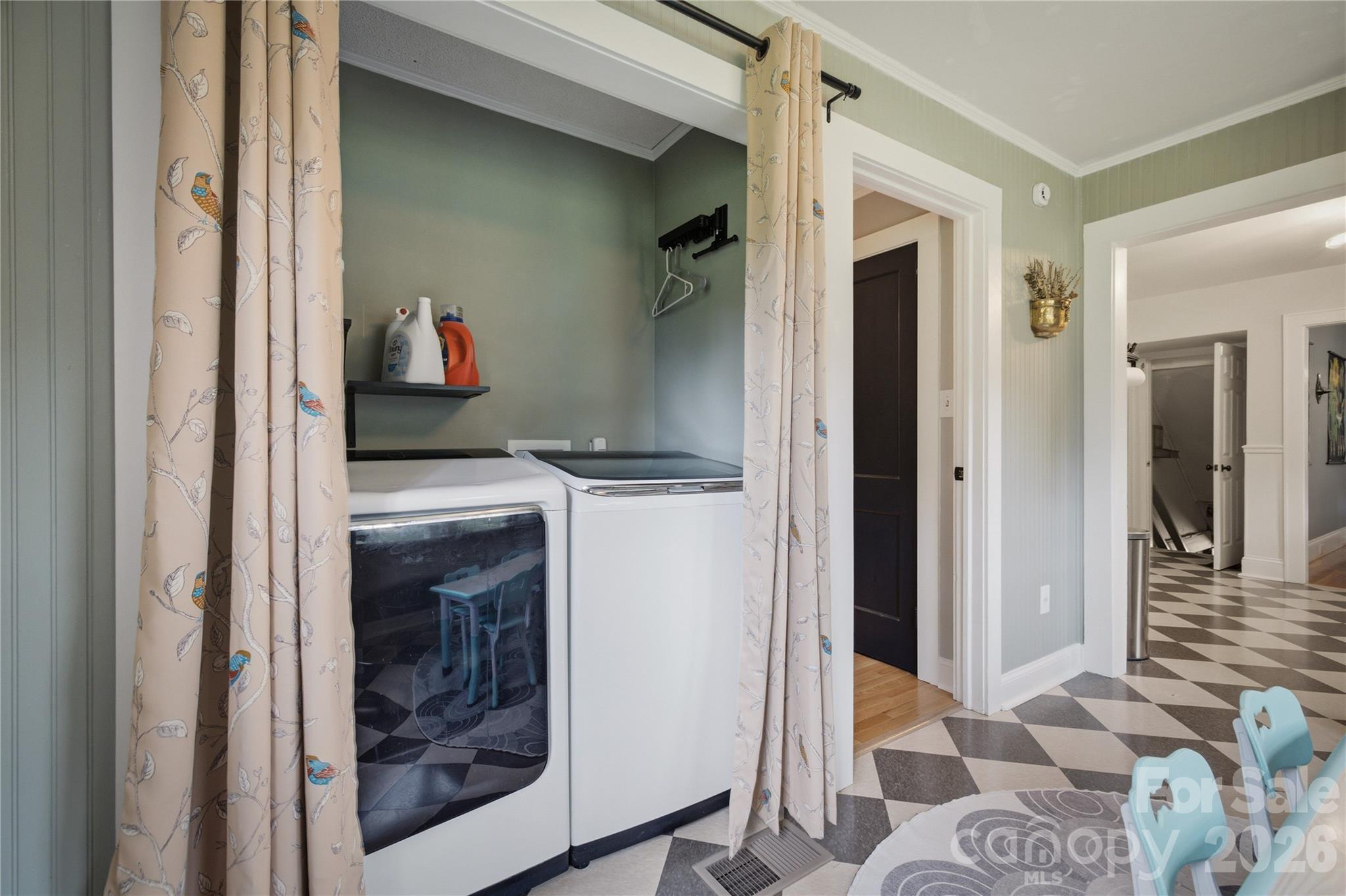Single Family Residence at 904 Bounous Street NW, Valdese, photo 12 of 31
